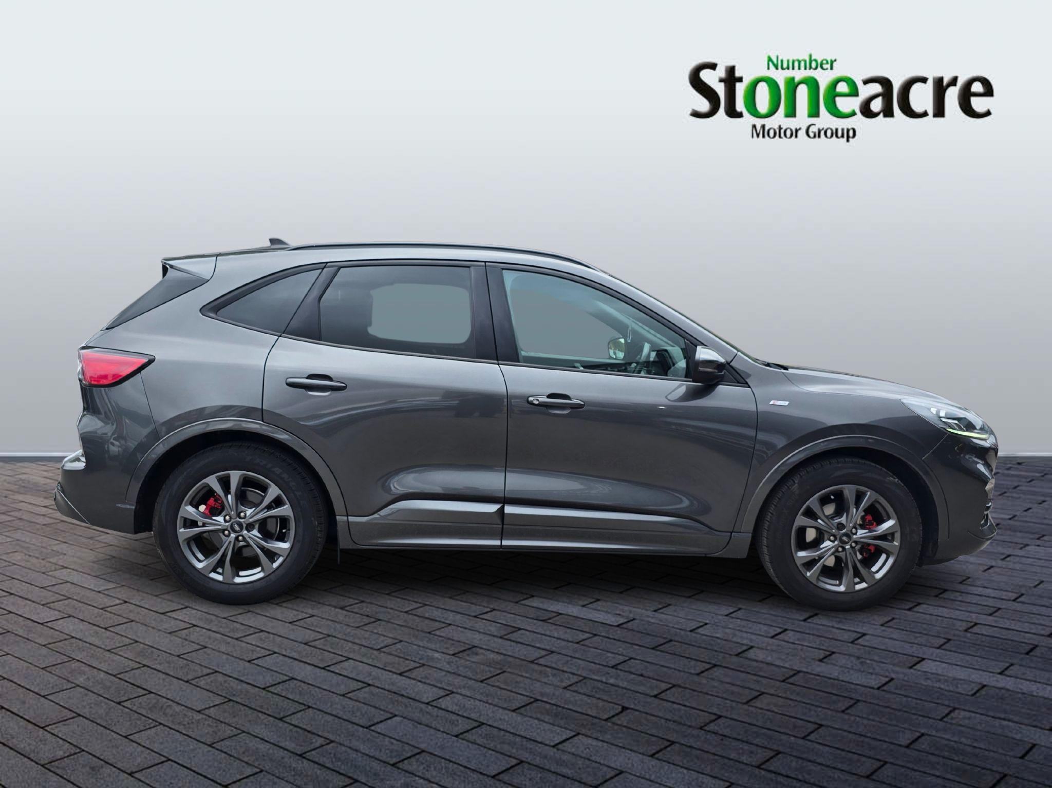 Ford Kuga Image 2