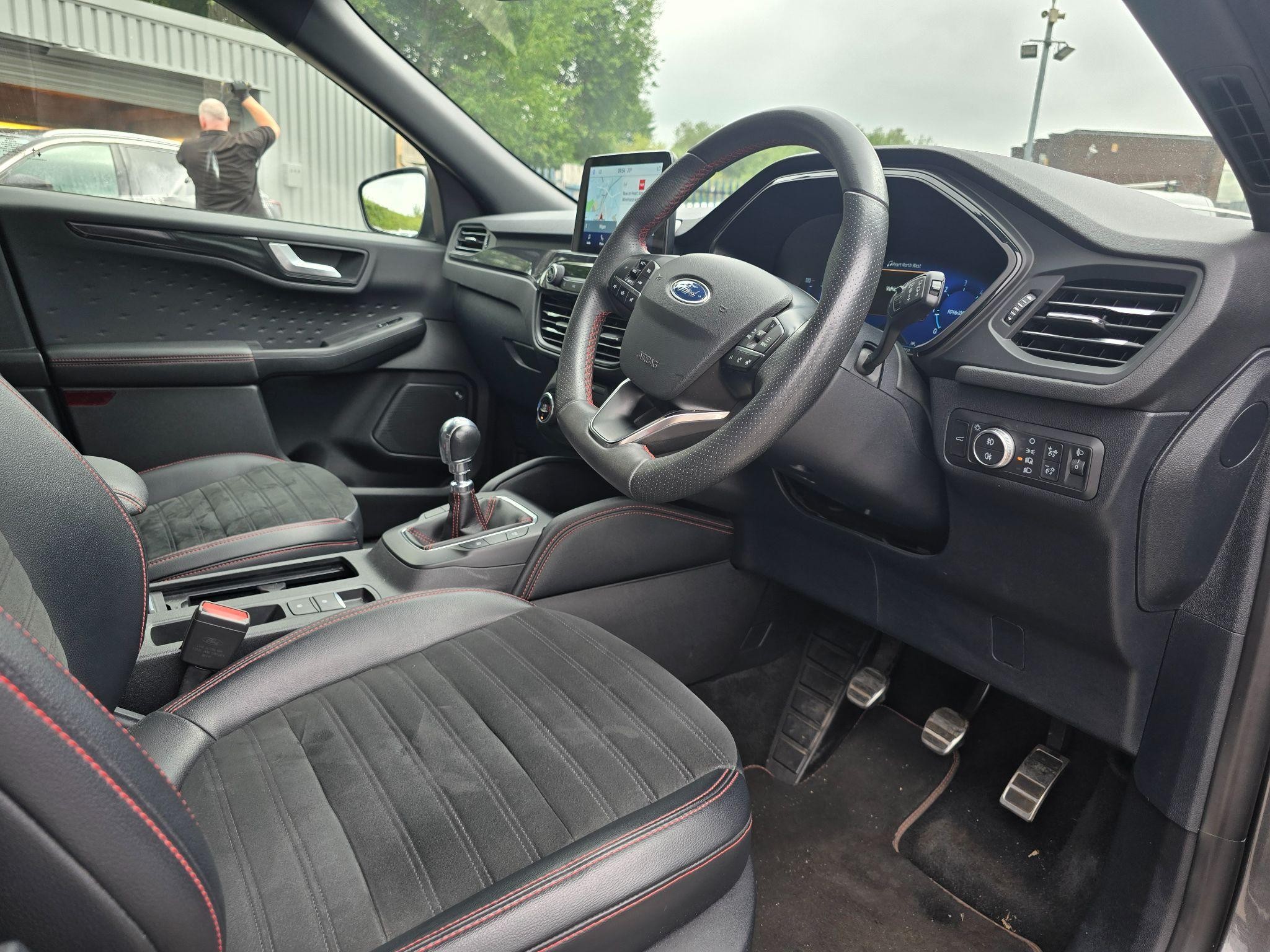Ford Kuga Image 15