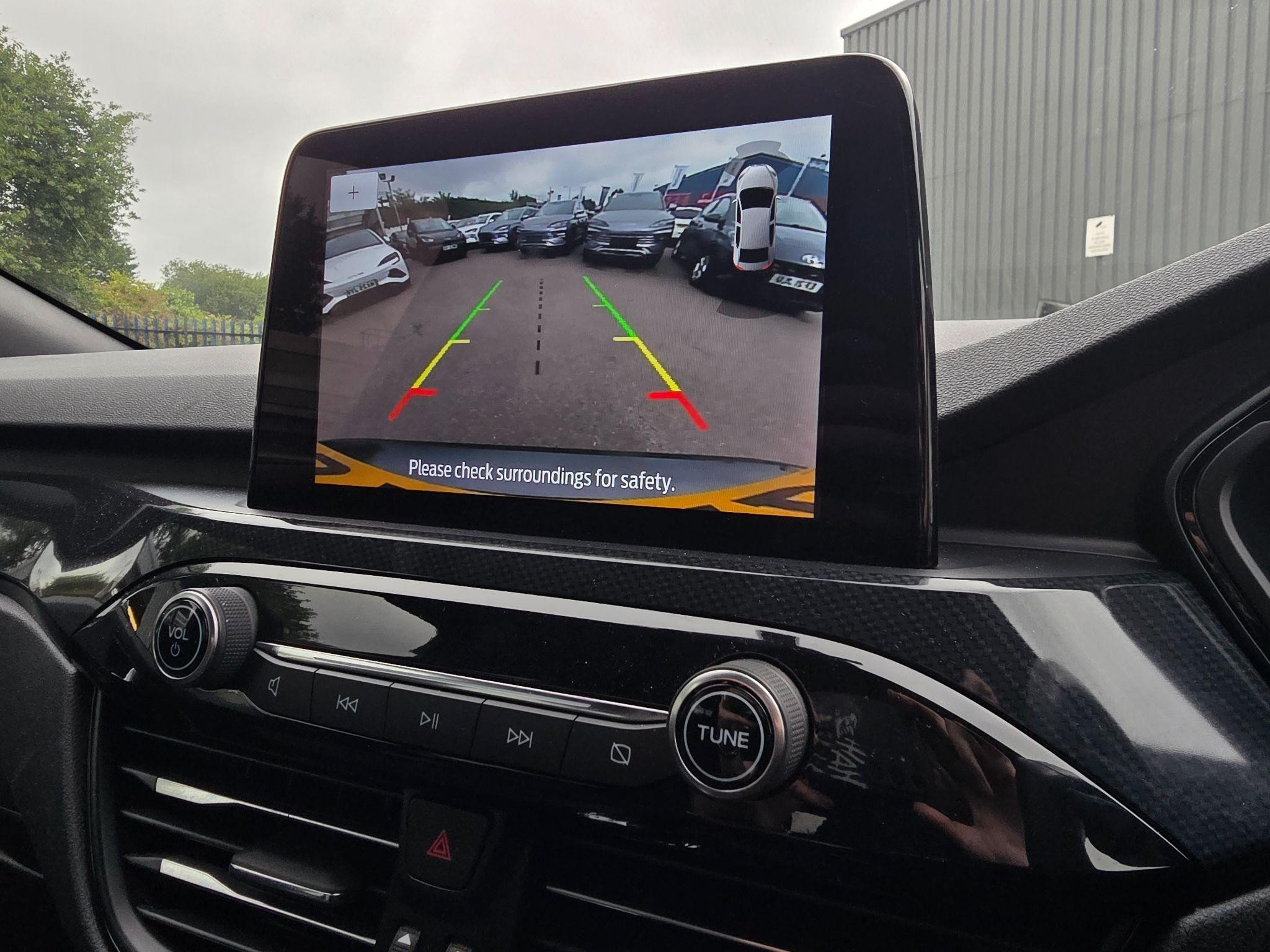 Ford Kuga Image 24