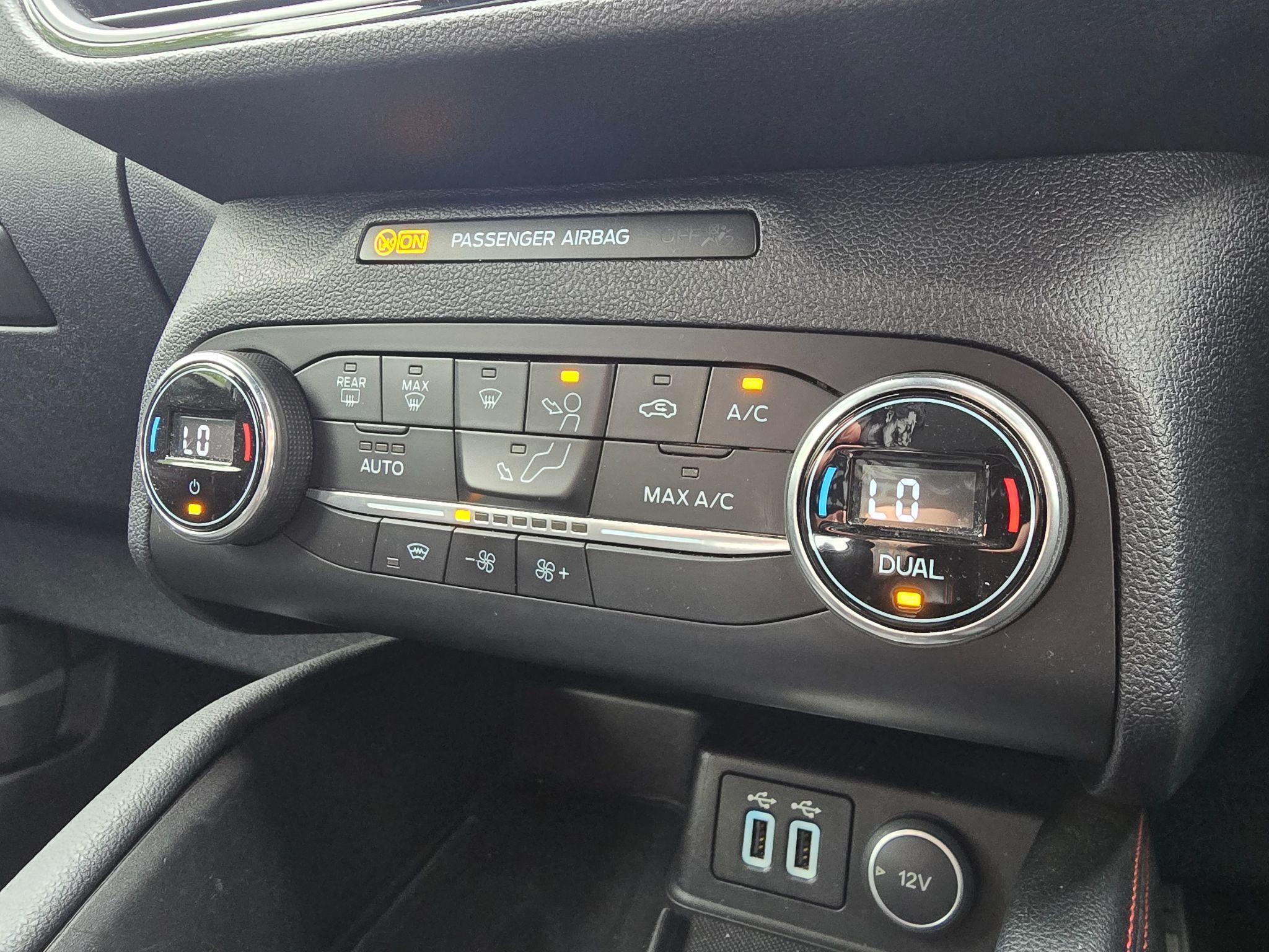 Ford Kuga Image 25
