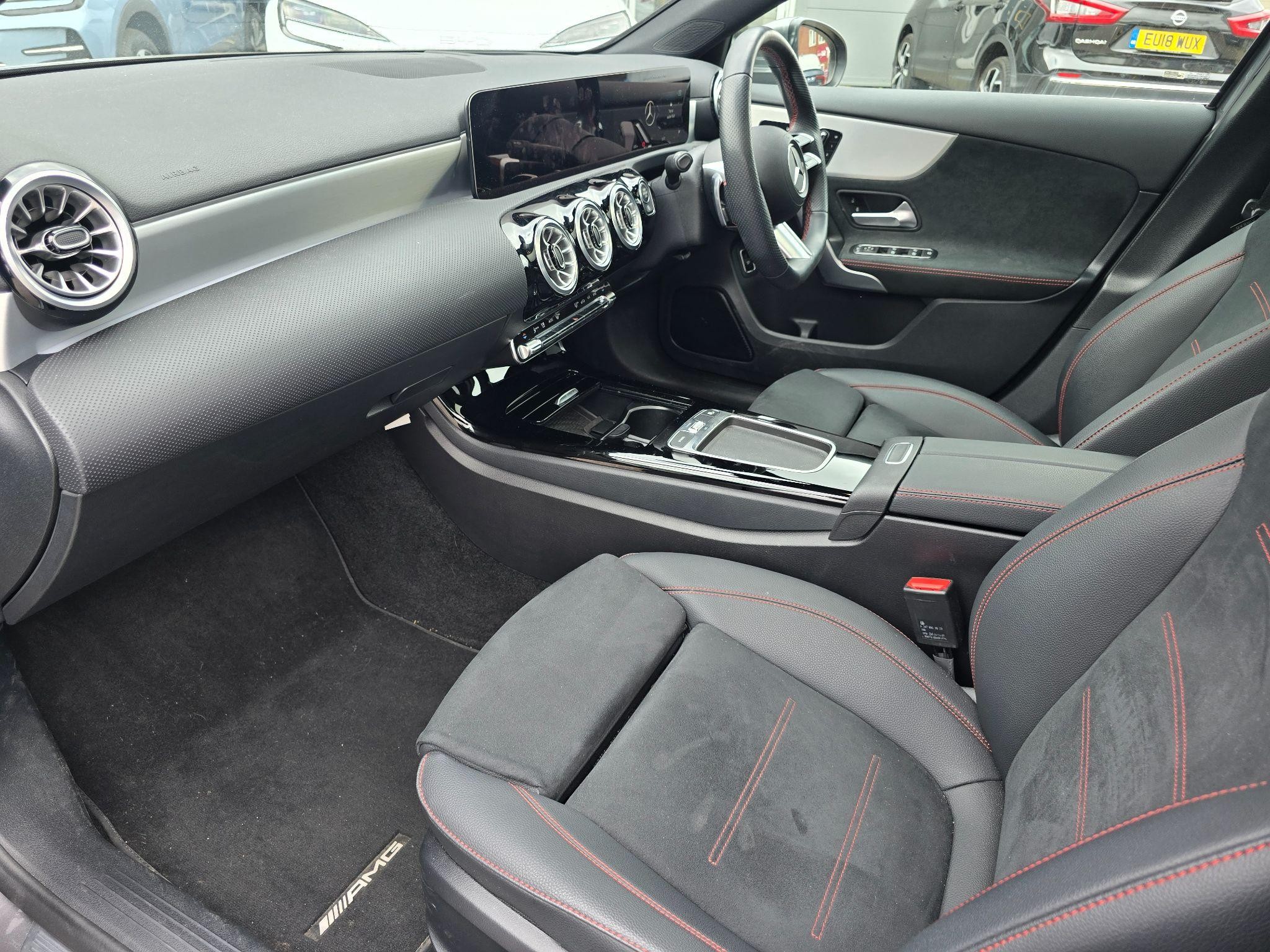 Mercedes-Benz A-Class Image 21