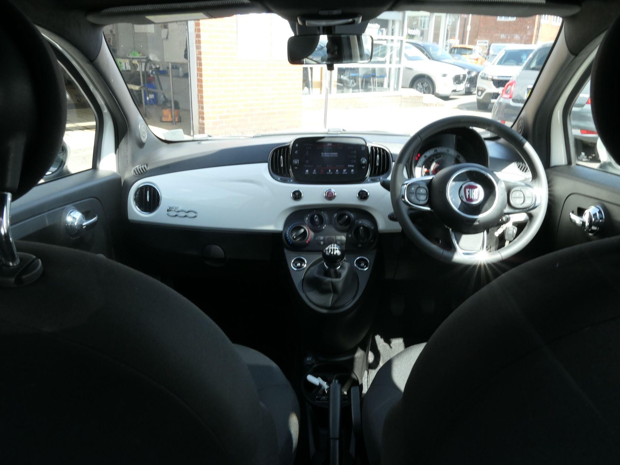 Fiat 500 Hybrid Image 10