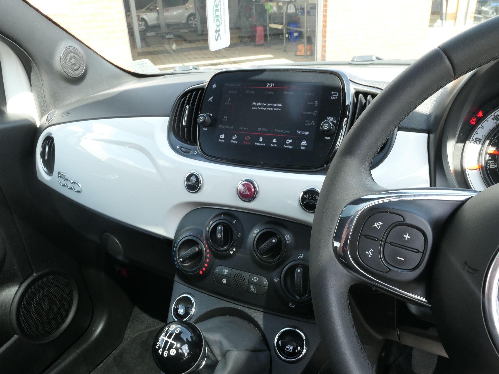 Fiat 500 Hybrid Image 12
