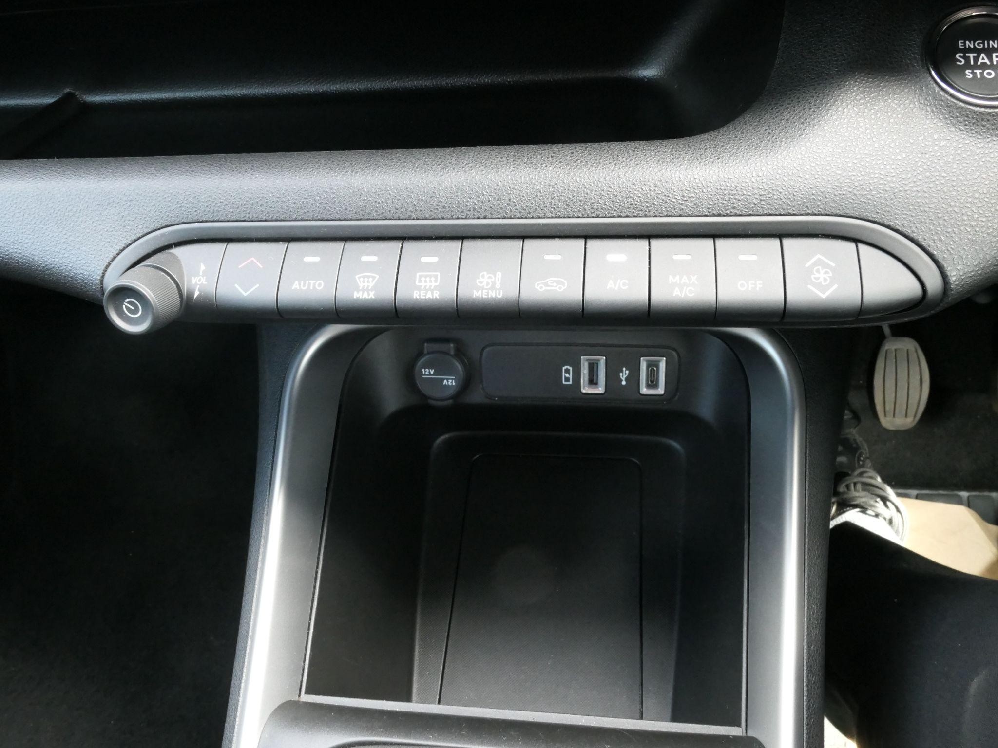 Jeep Avenger Image 18