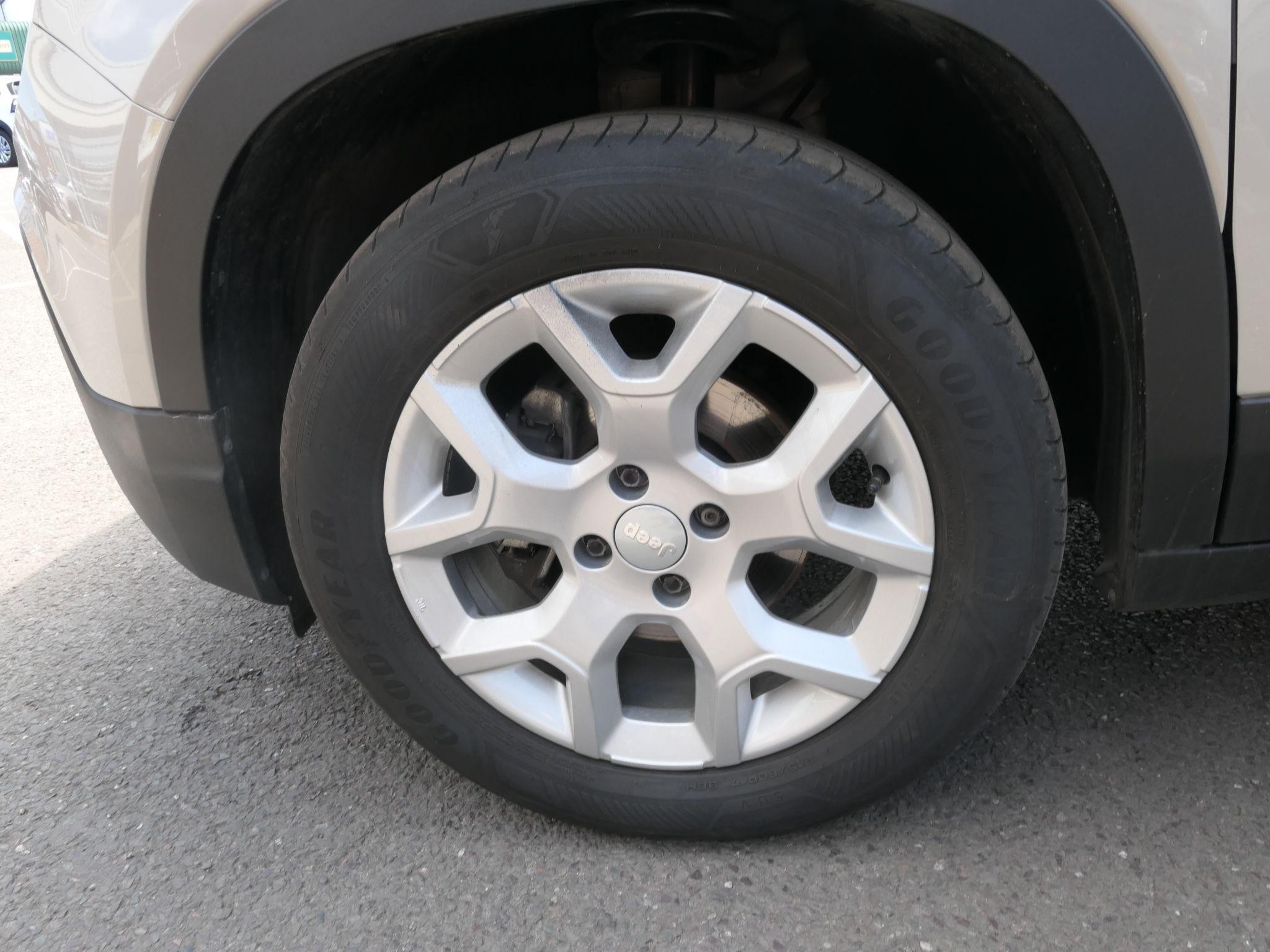 Jeep Avenger Image 19