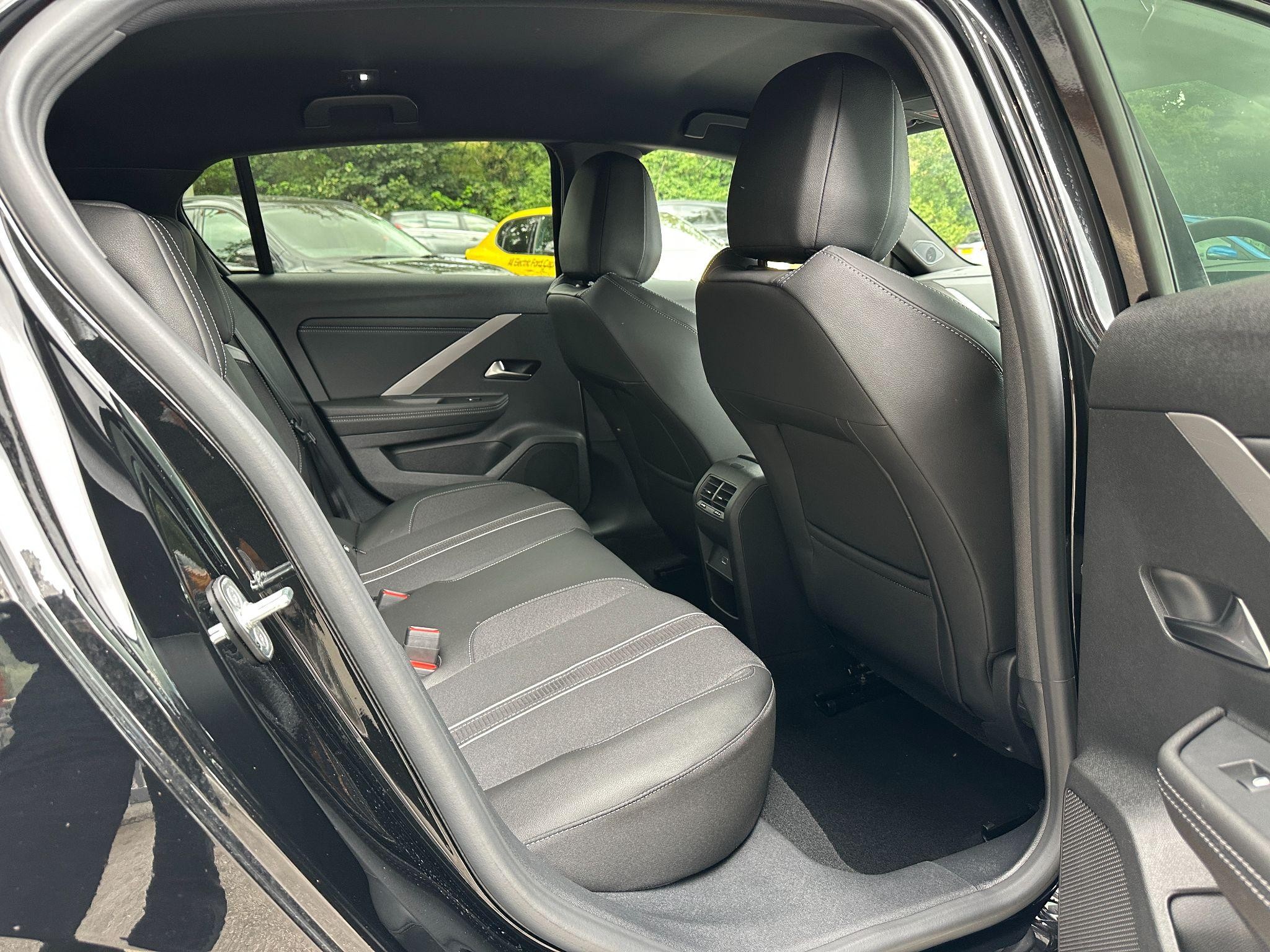 Vauxhall Astra Image 23