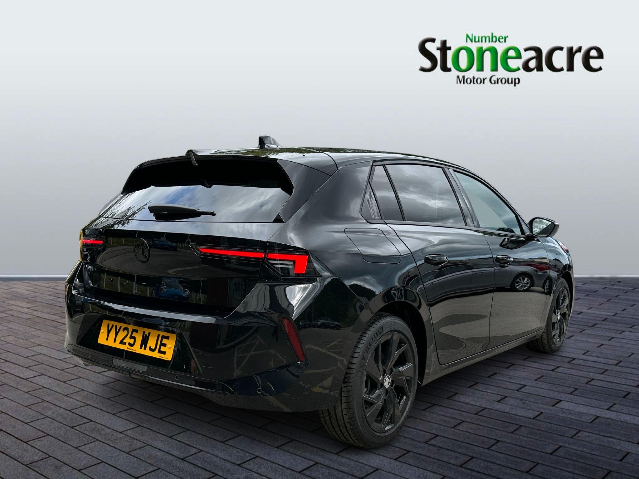 Vauxhall Astra Image 3