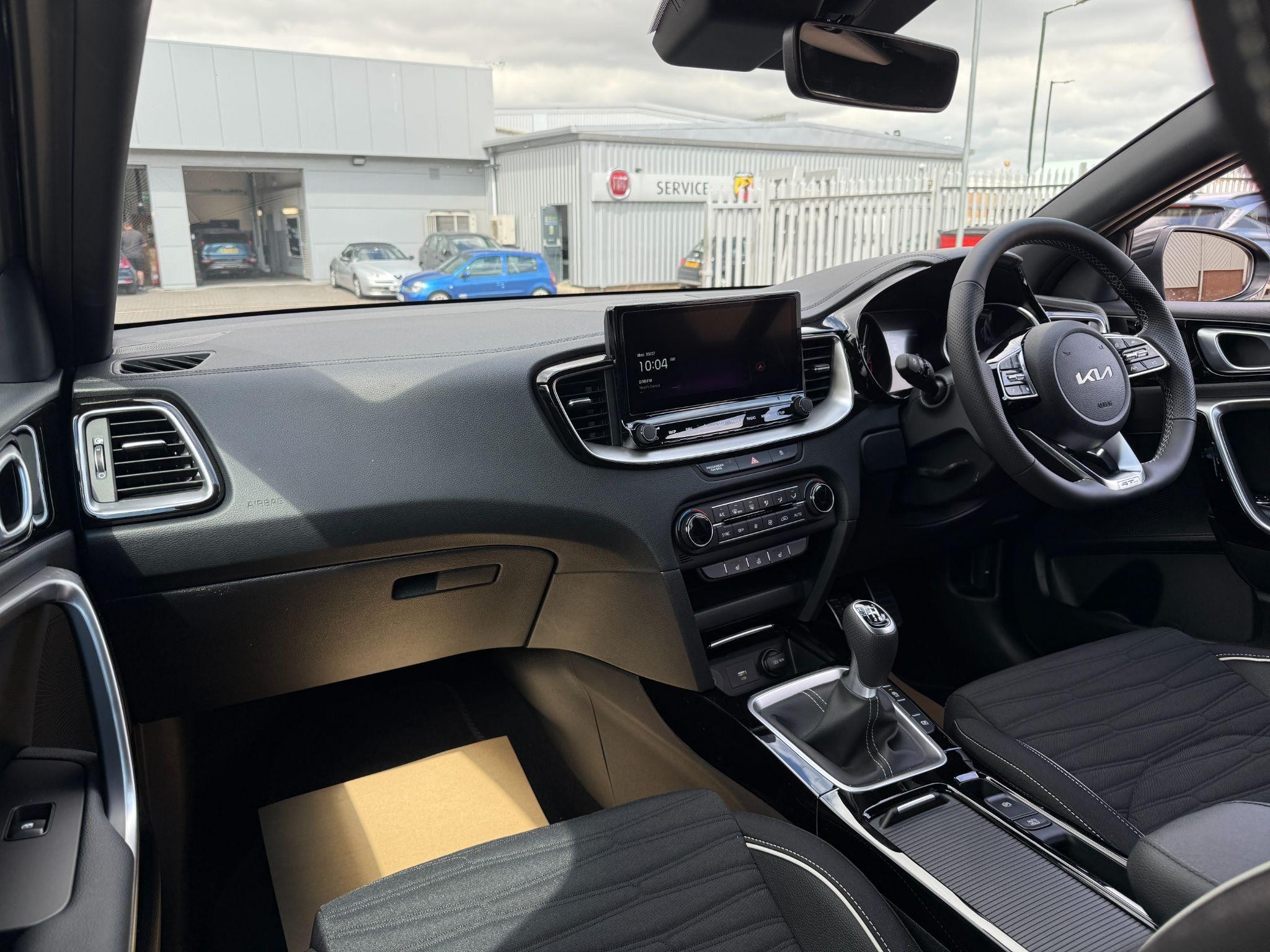 Kia ProCeed Image 14