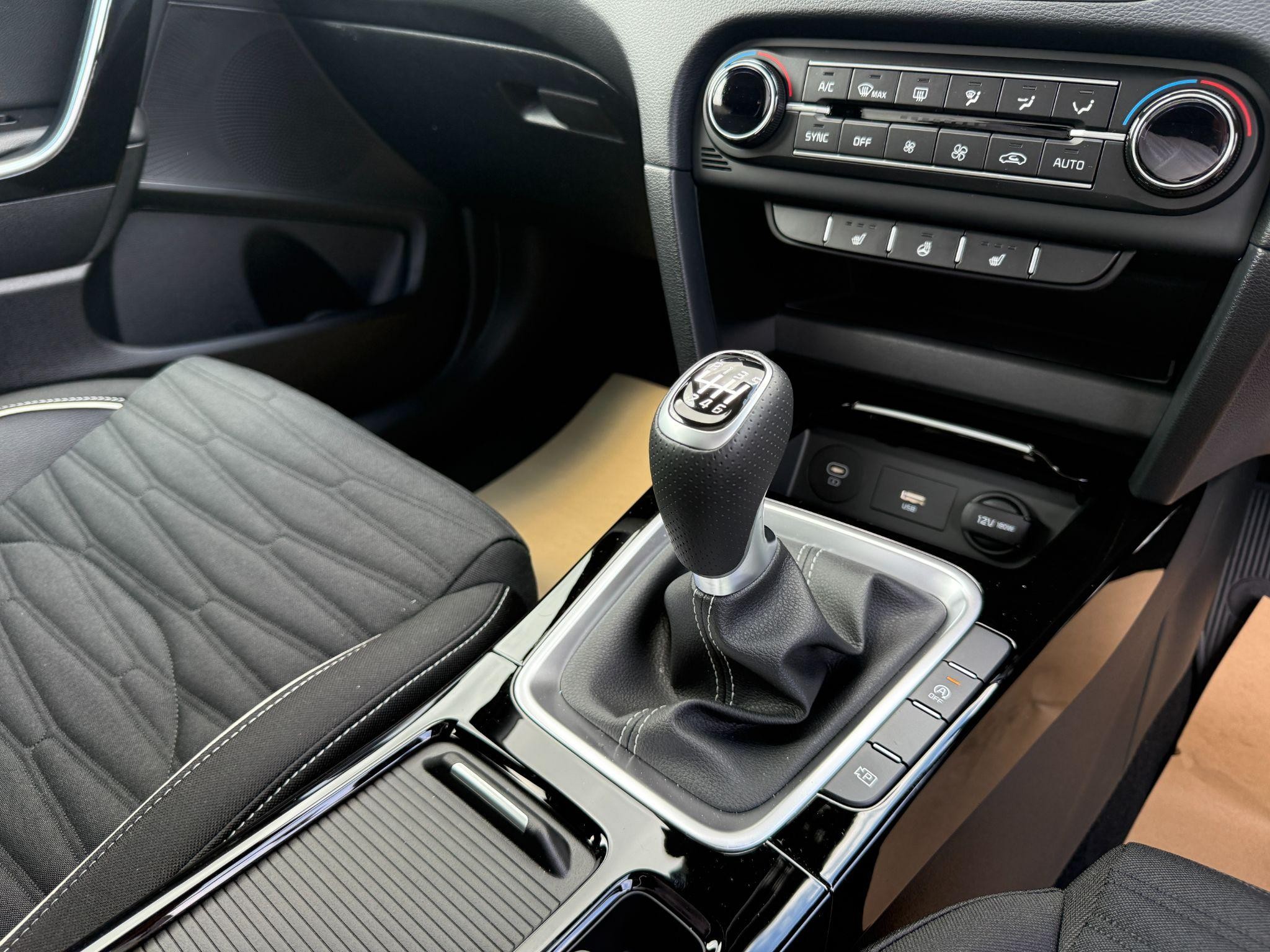 Kia ProCeed Image 19