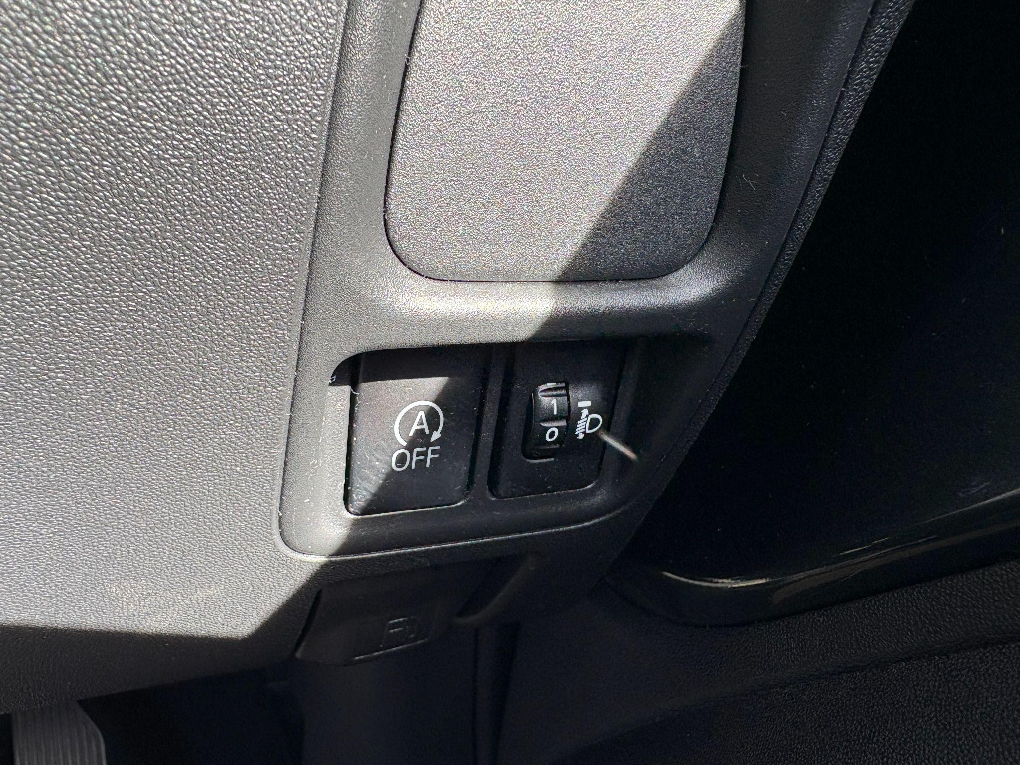 Peugeot 108 Image 17