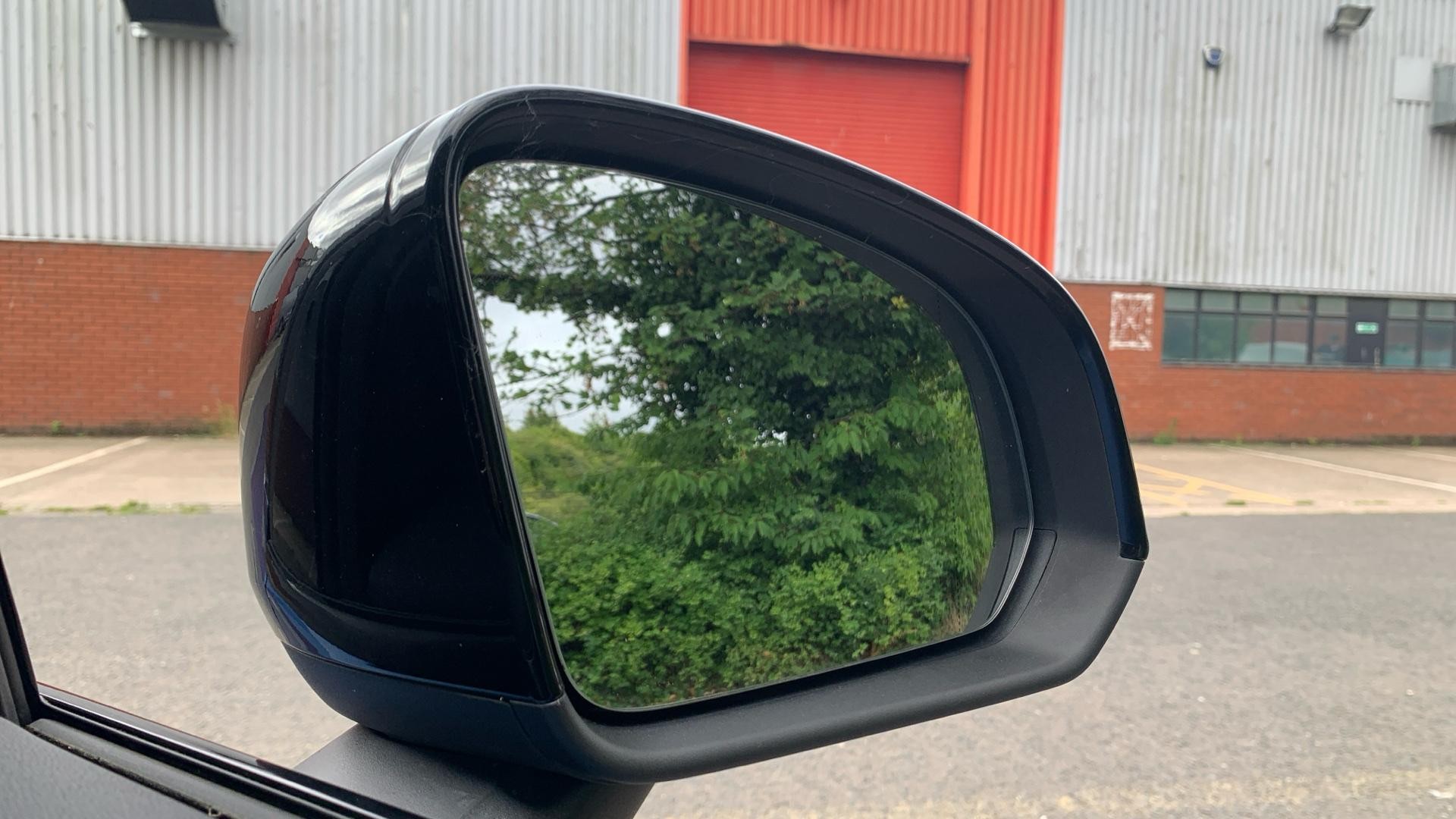 Volvo XC40 Image 32