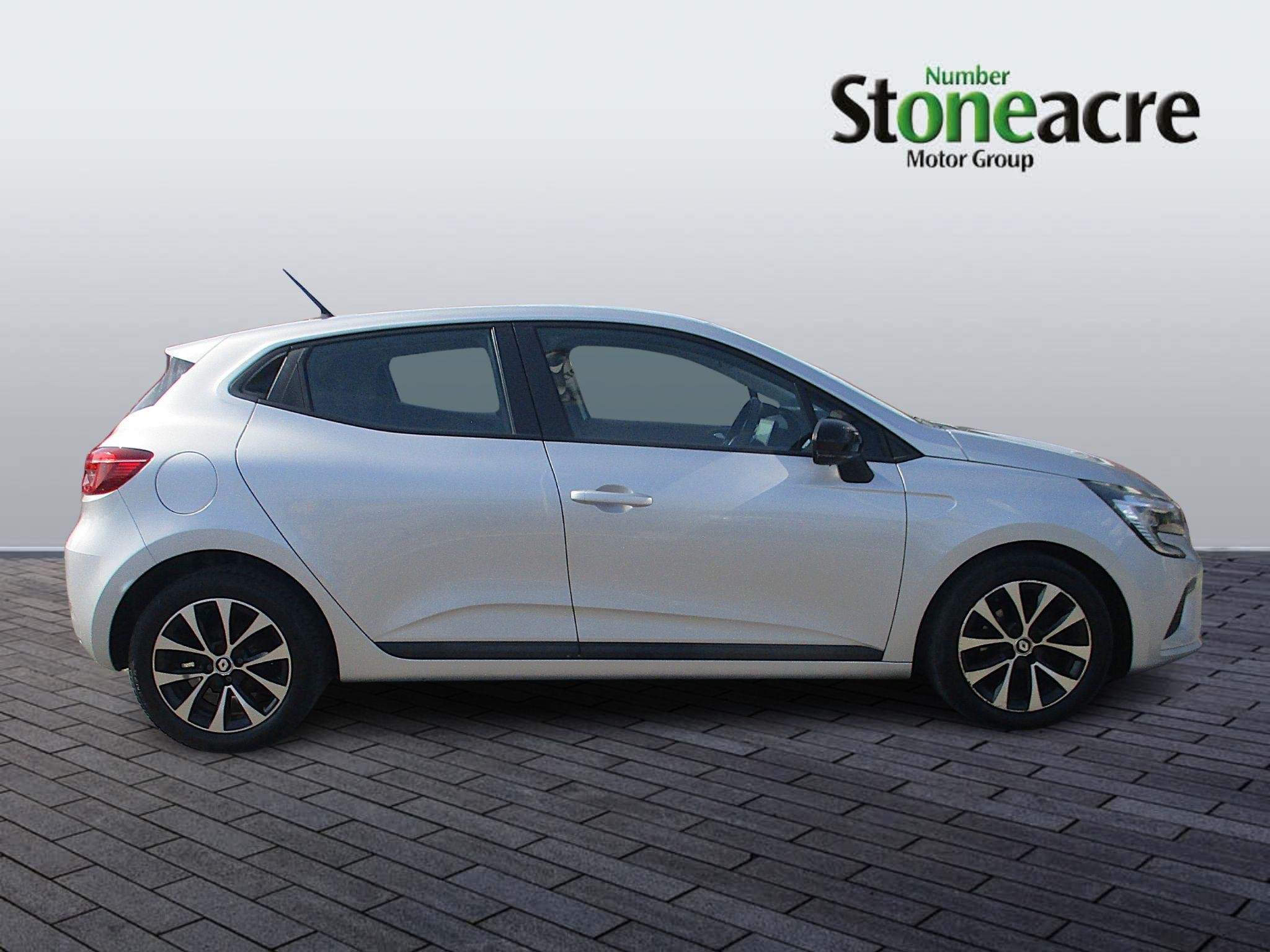 Renault Clio Image 8