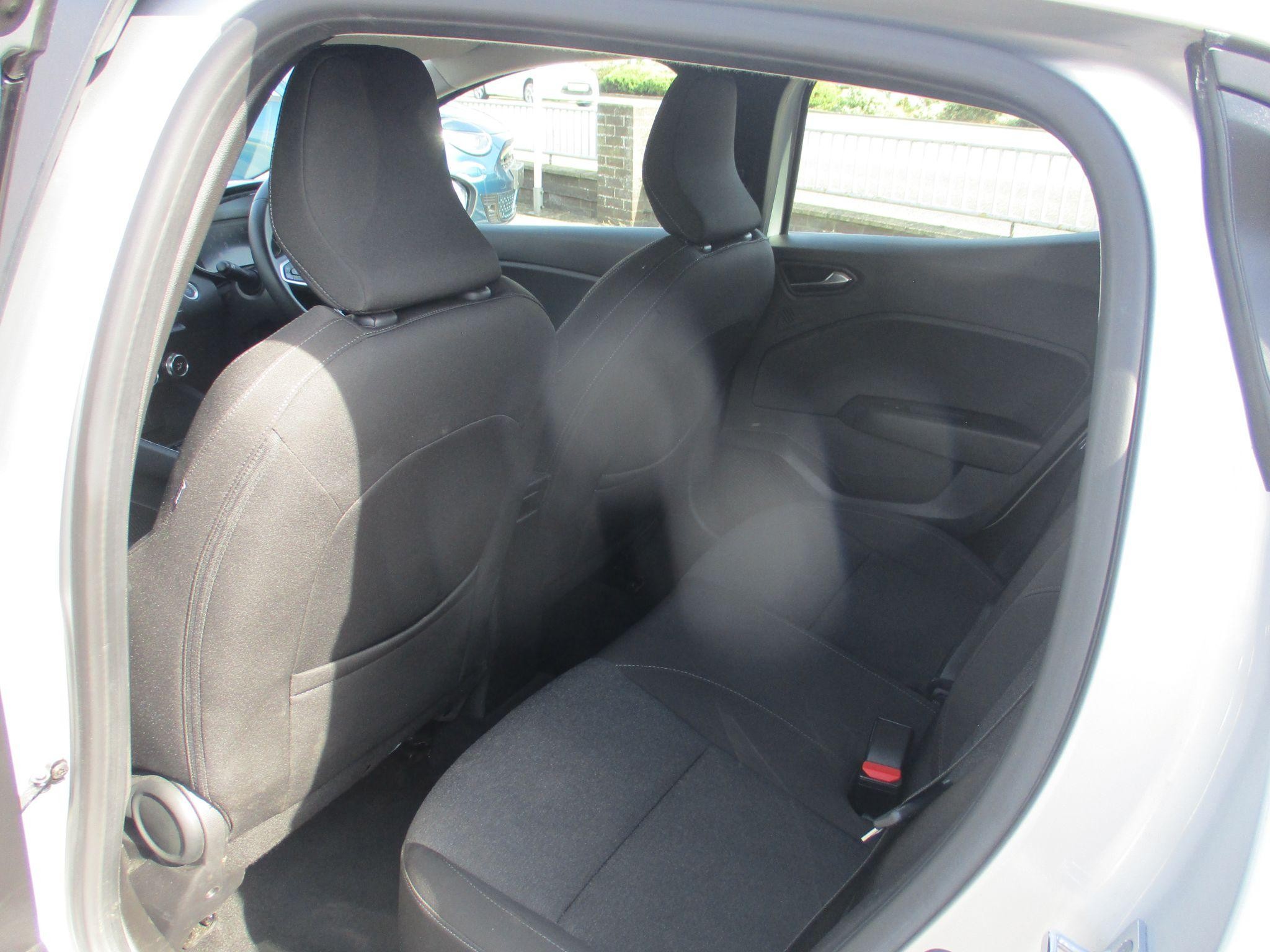 Renault Clio Image 15