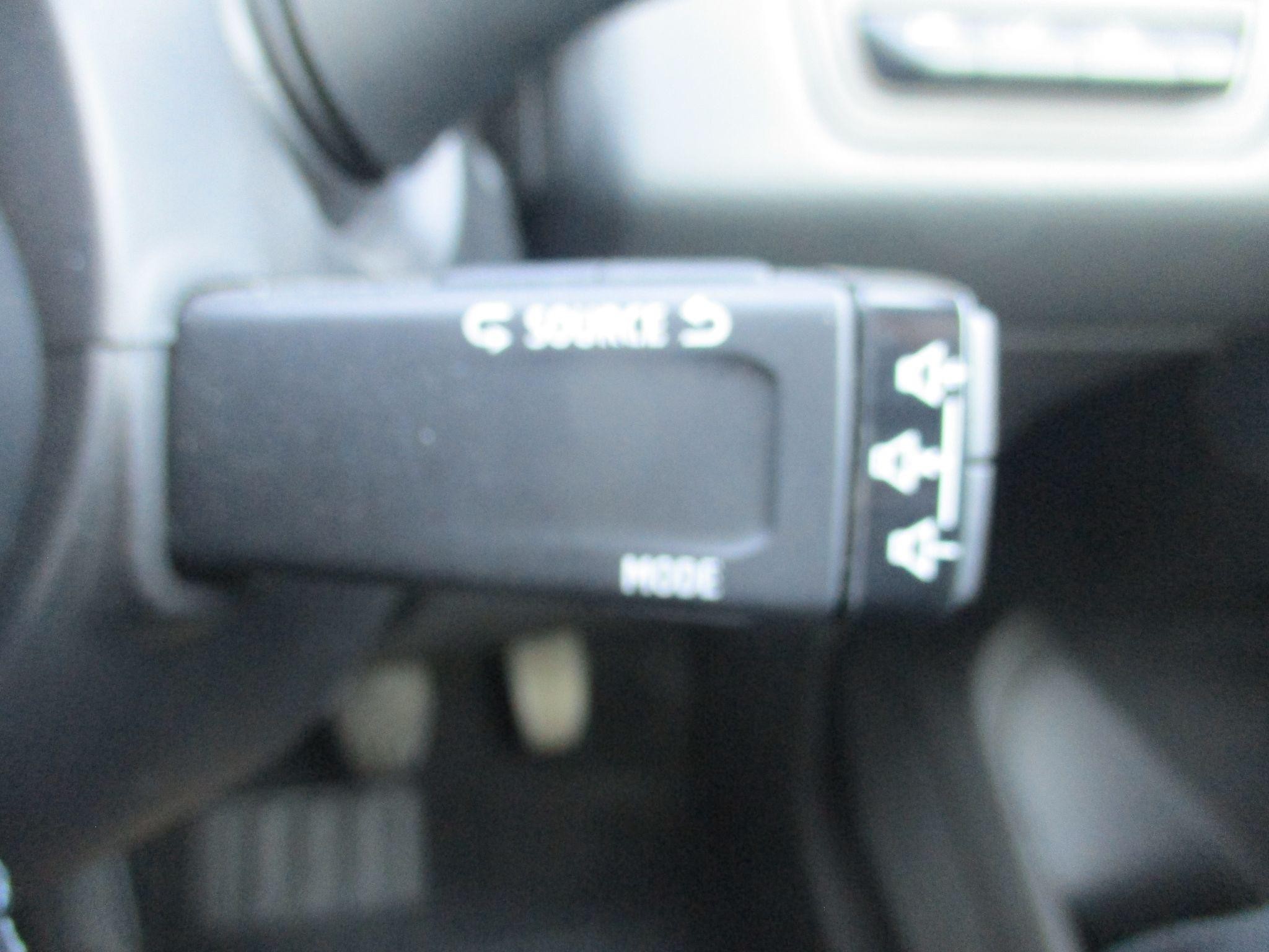 Renault Clio Image 25