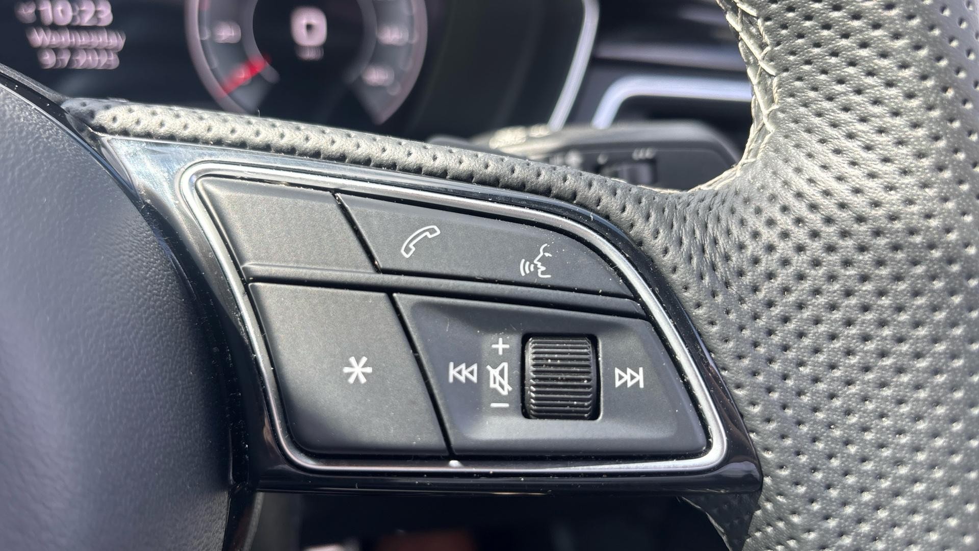 Audi A5 Image 16