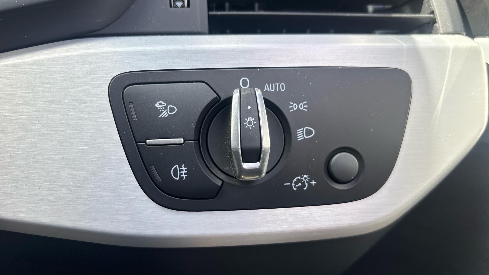 Audi A5 Image 19