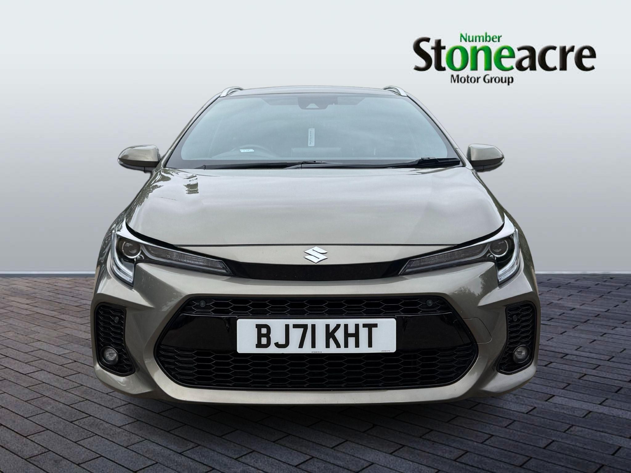 Suzuki Swace Image 6