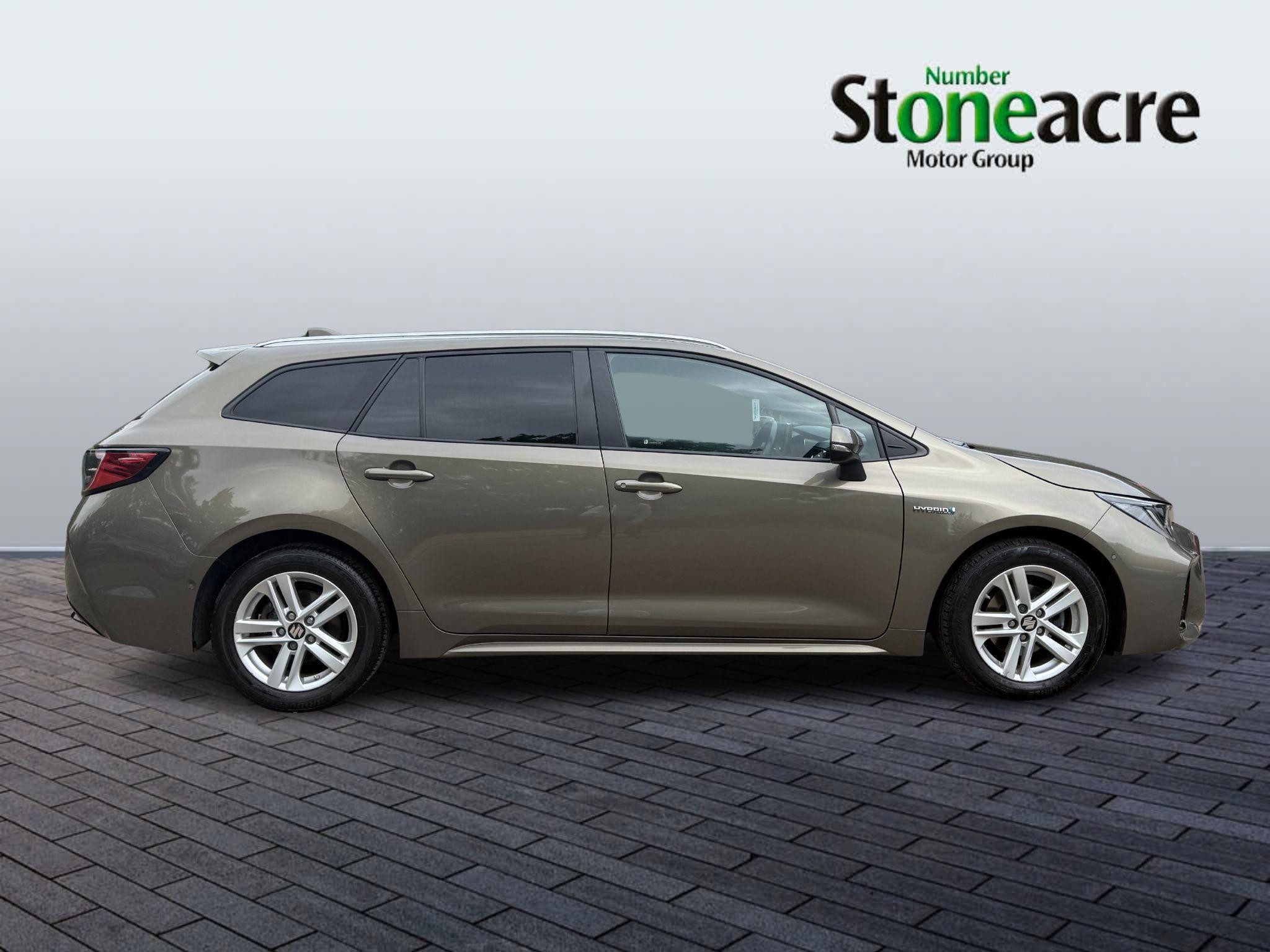 Suzuki Swace Image 7