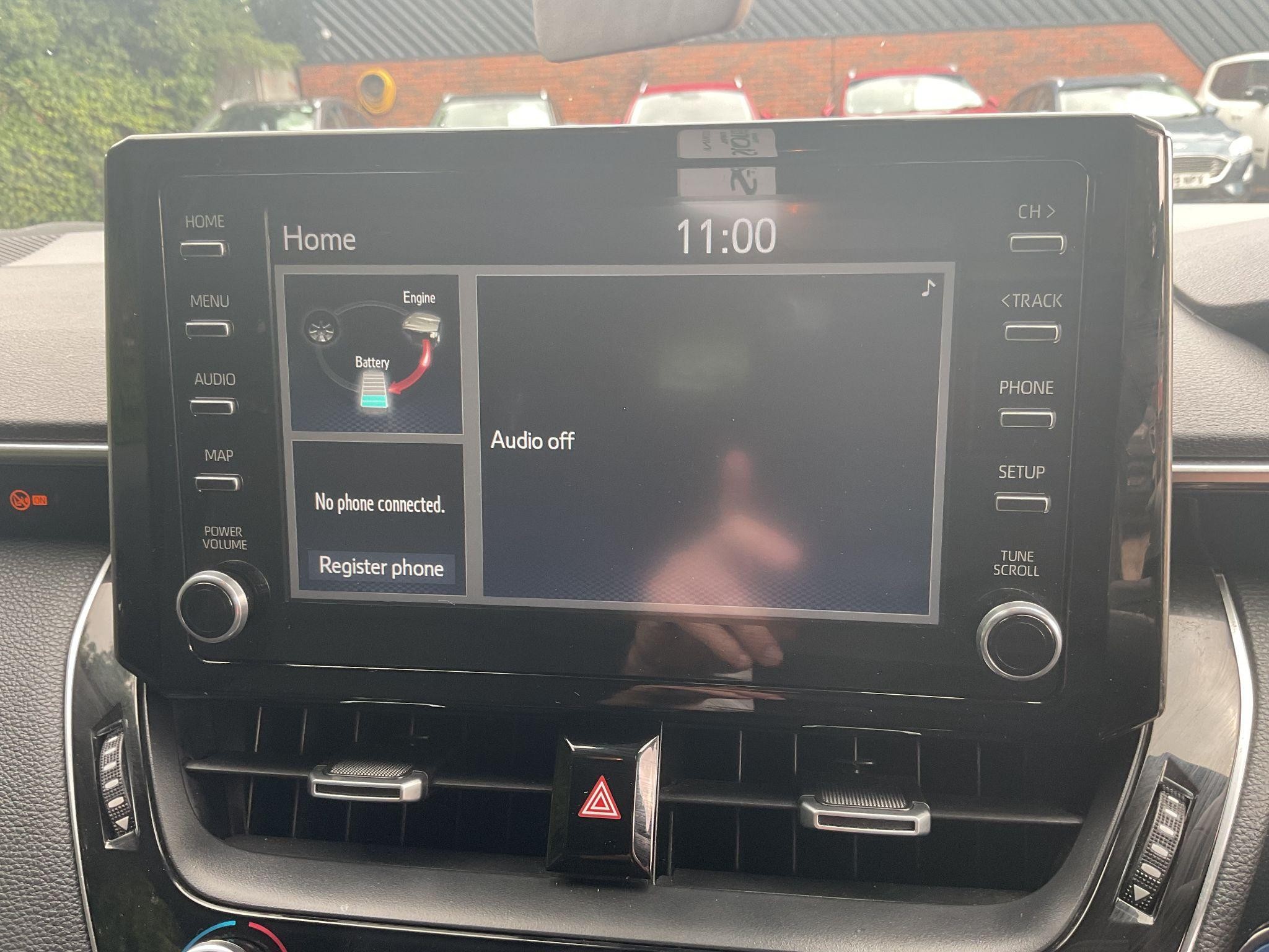 Suzuki Swace Image 15