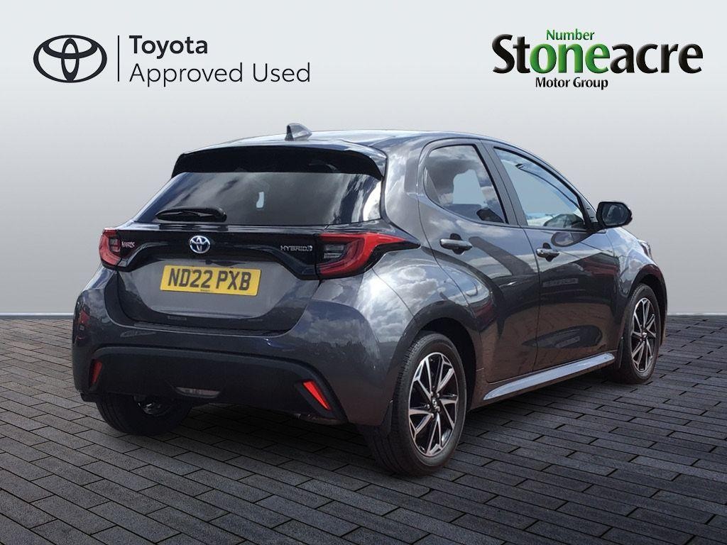 Toyota Yaris Image 5