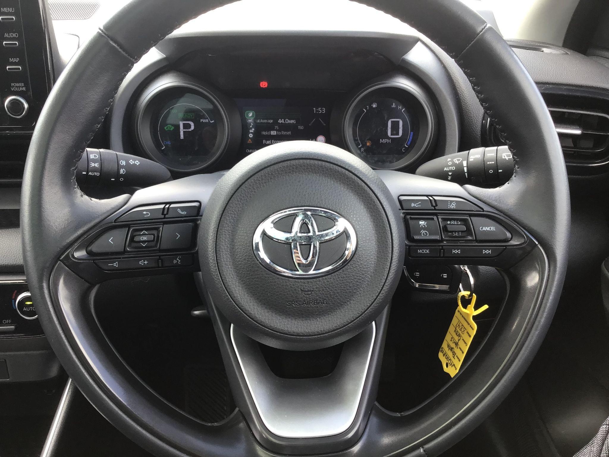 Toyota Yaris Image 18
