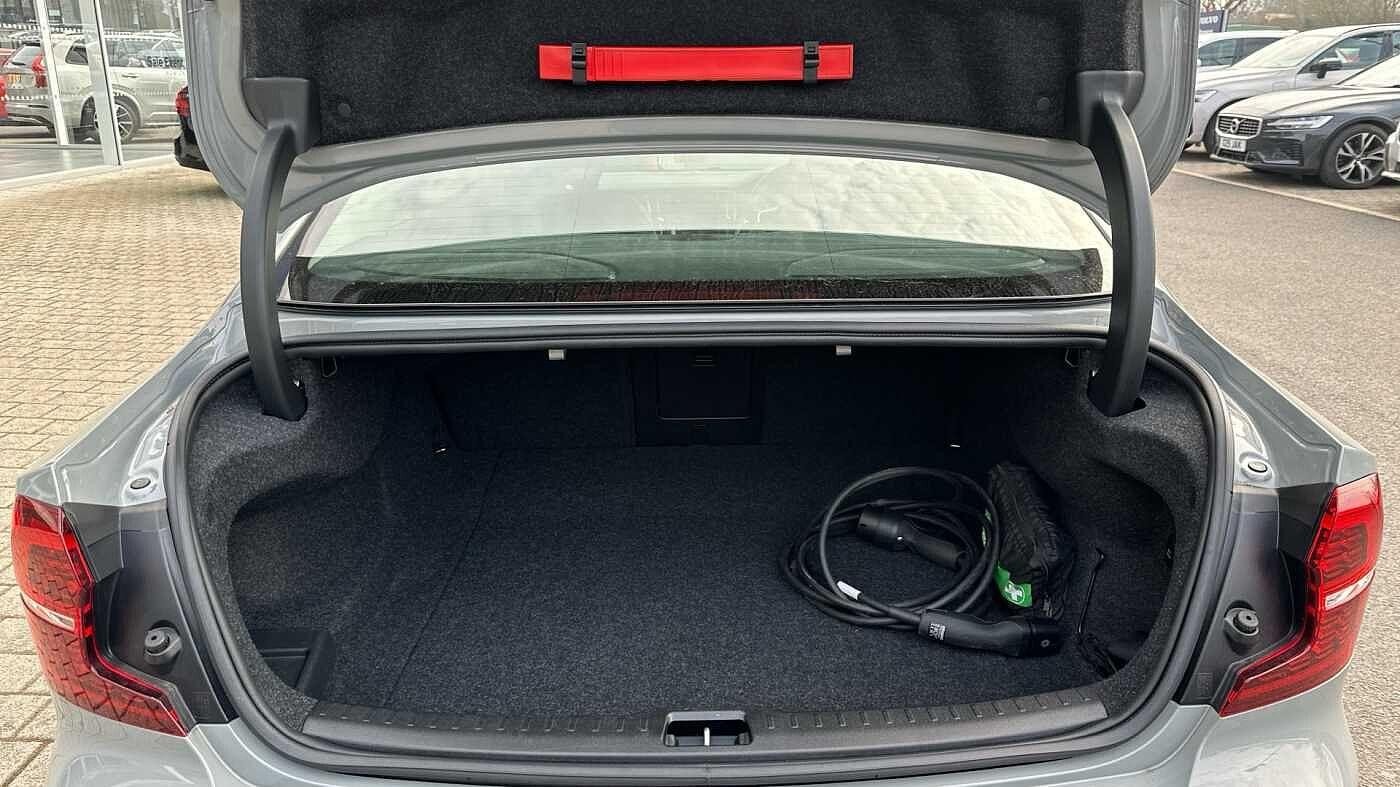 Volvo S60 Image 17