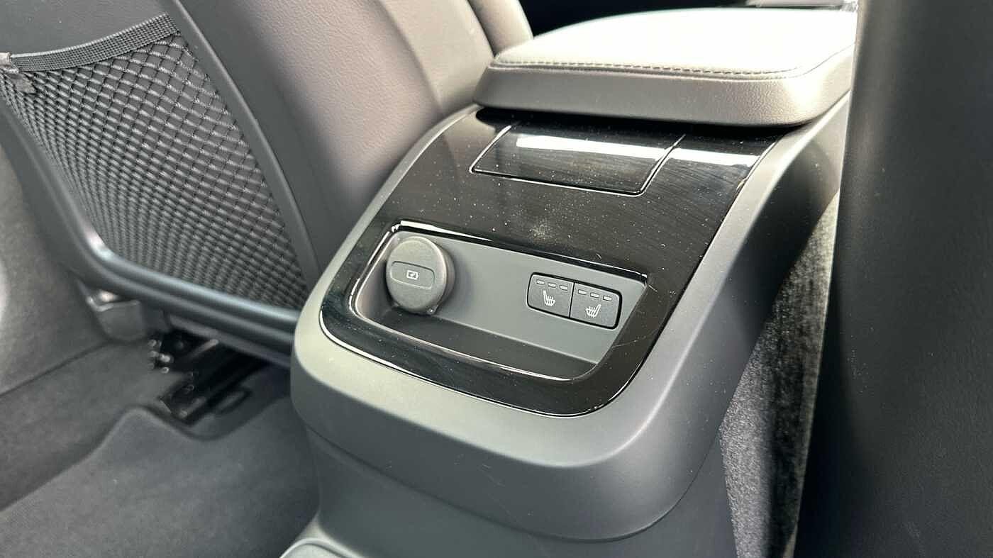 Volvo S60 Image 31