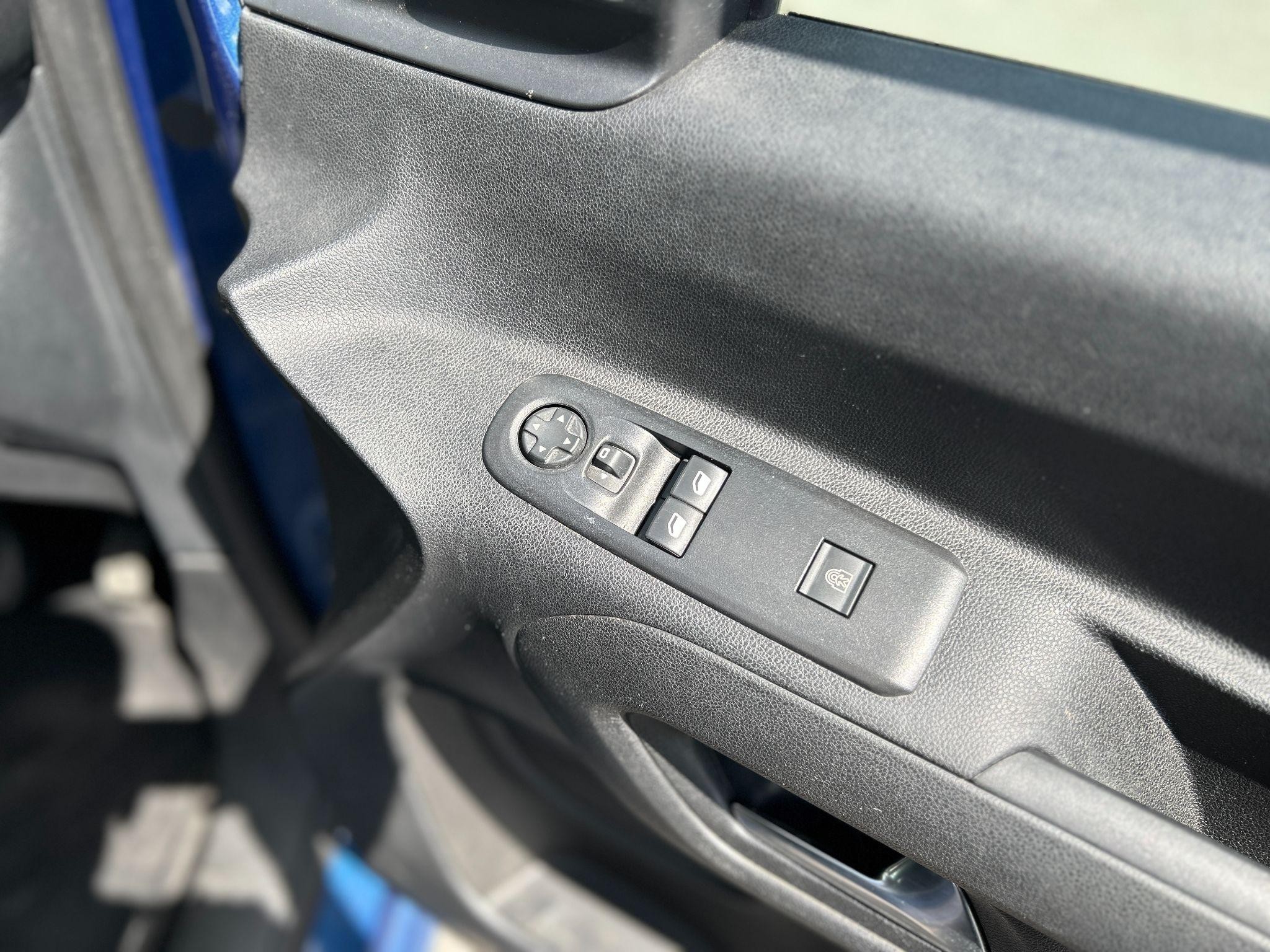 Vauxhall Combo Life Image 13