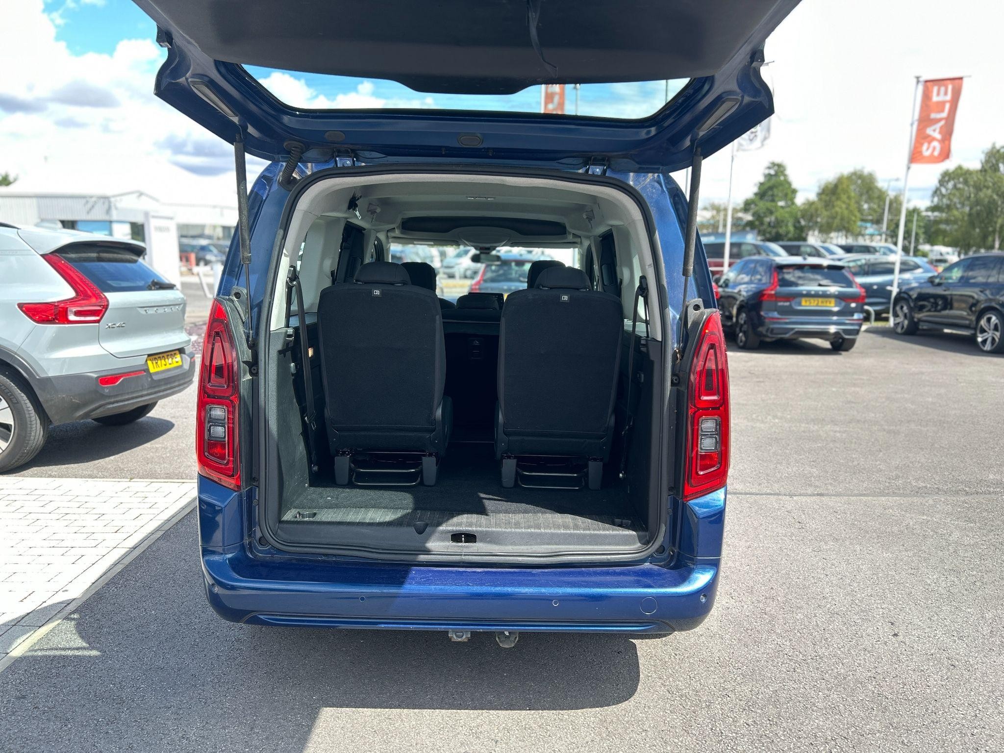 Vauxhall Combo Life Image 24