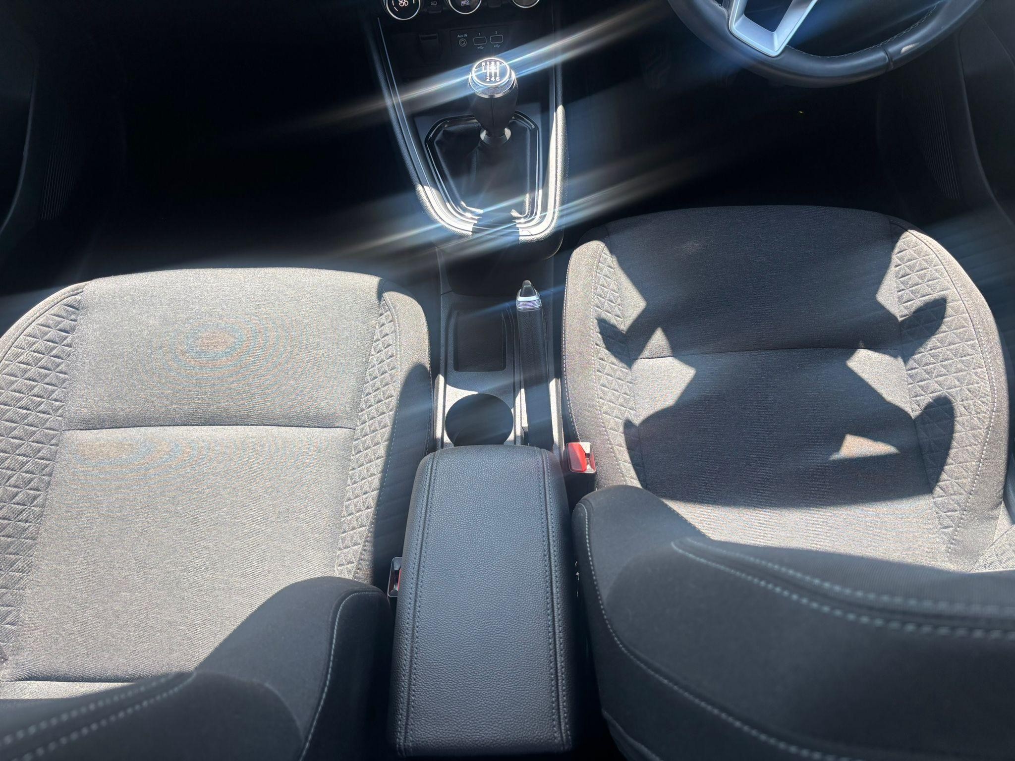 Renault Clio Image 17