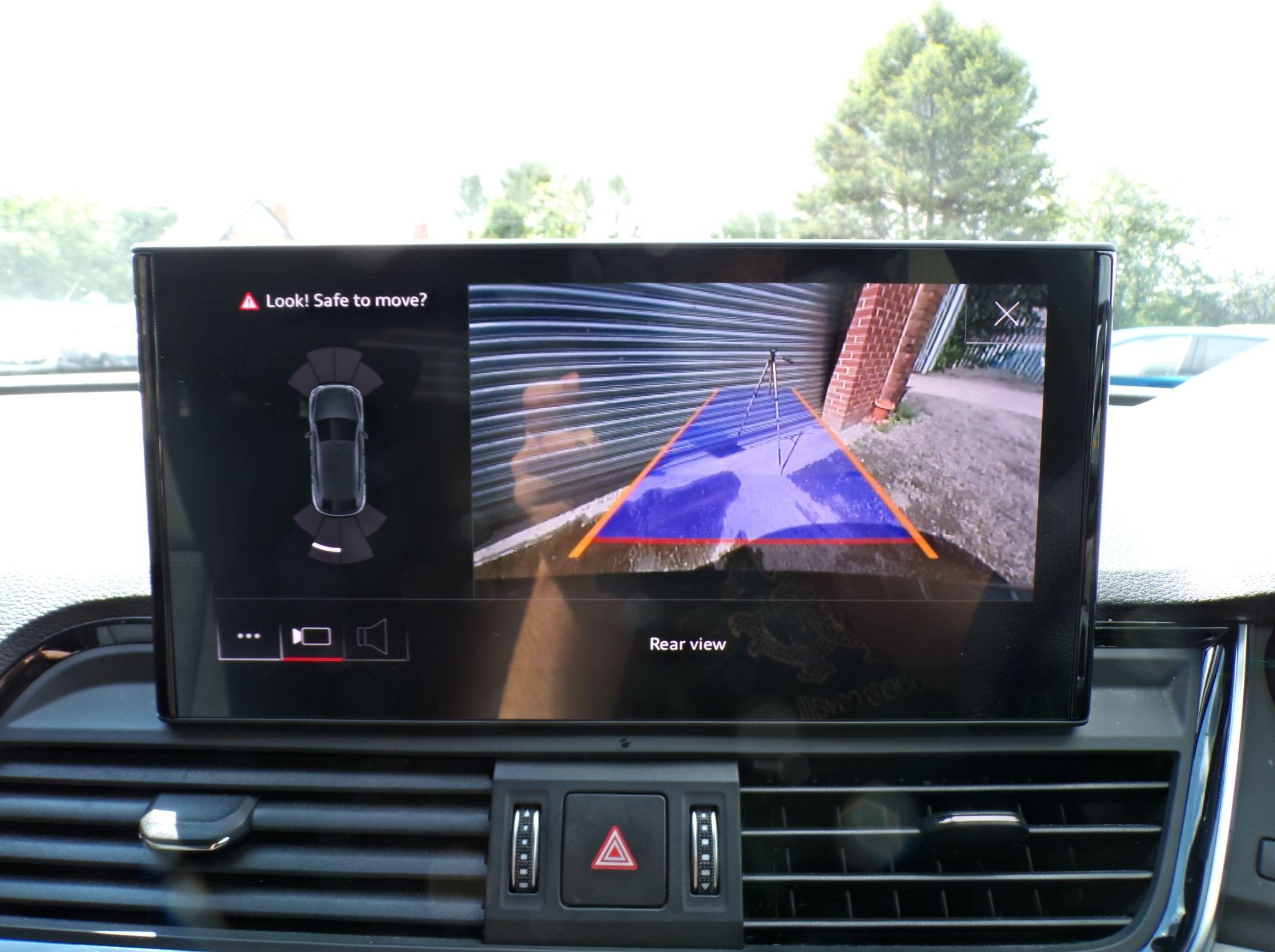 Audi Q5 Image 13
