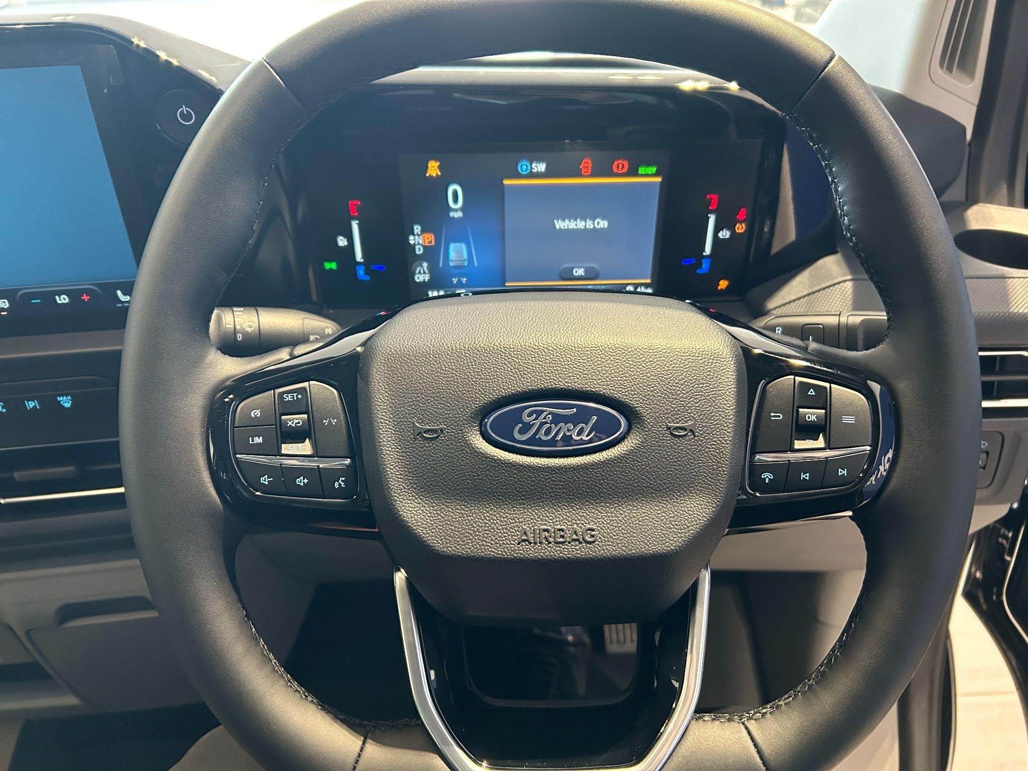 Ford E-Transit Custom Image 14