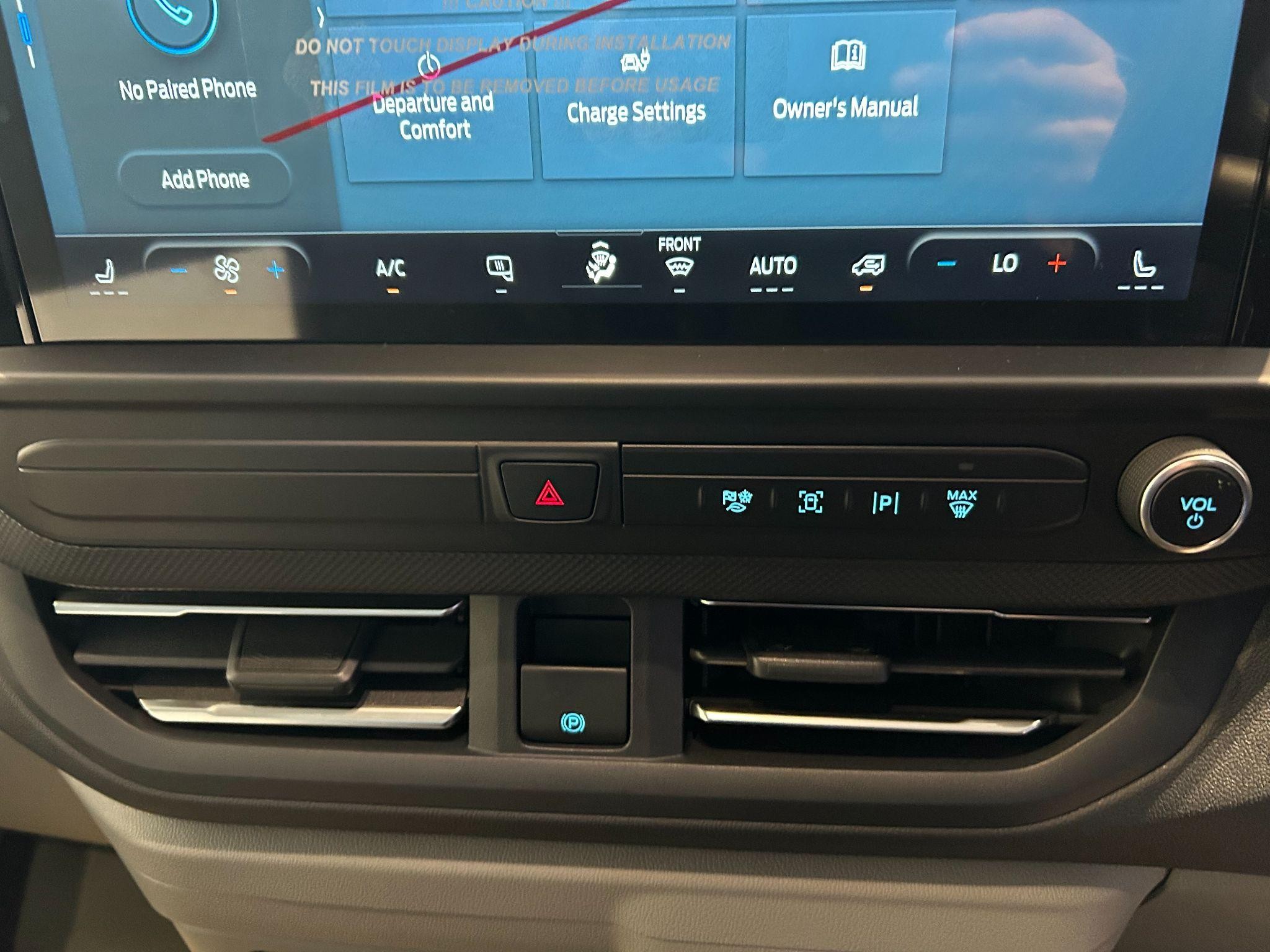 Ford E-Transit Custom Image 18
