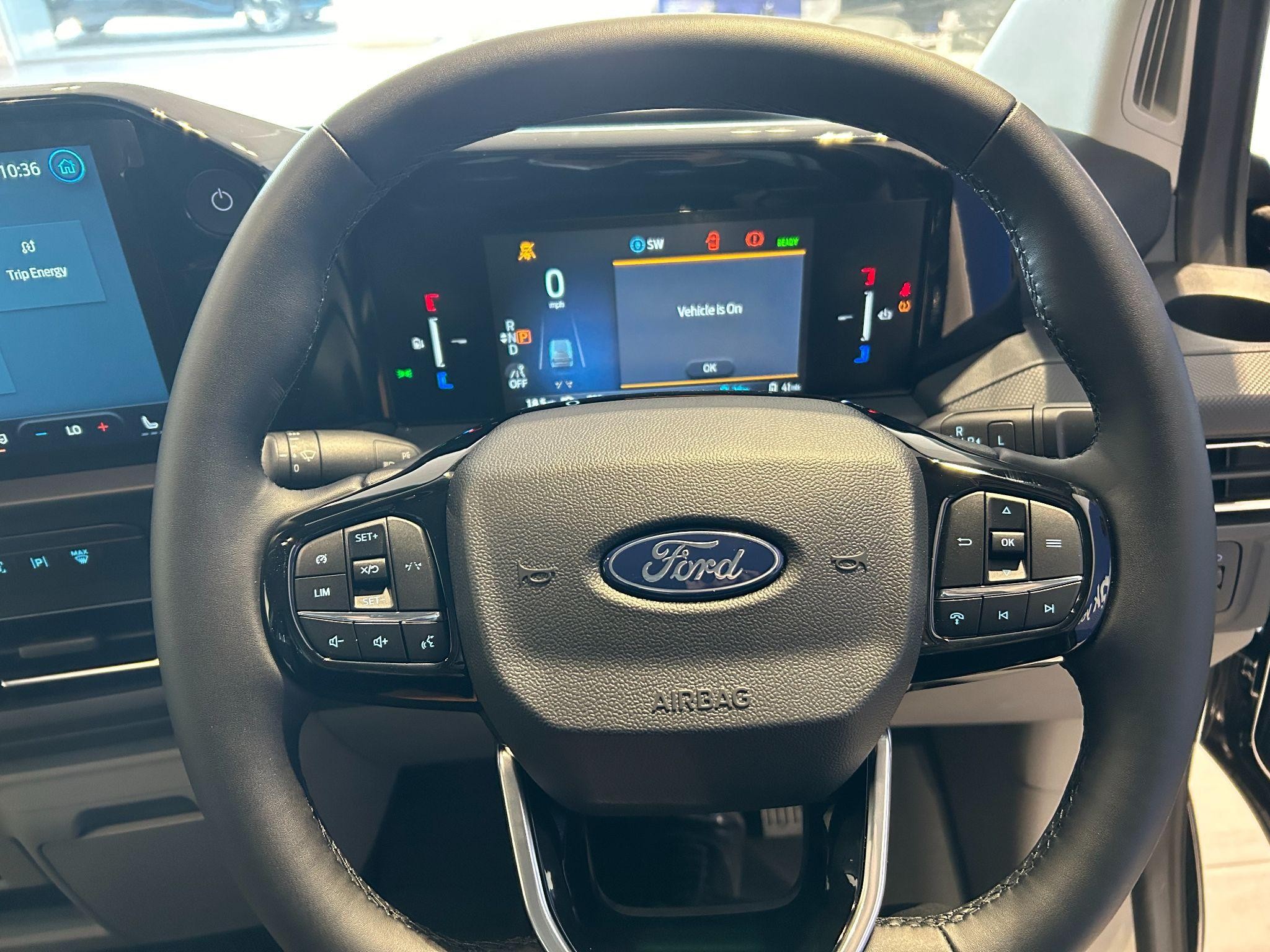 Ford E-Transit Custom Image 19