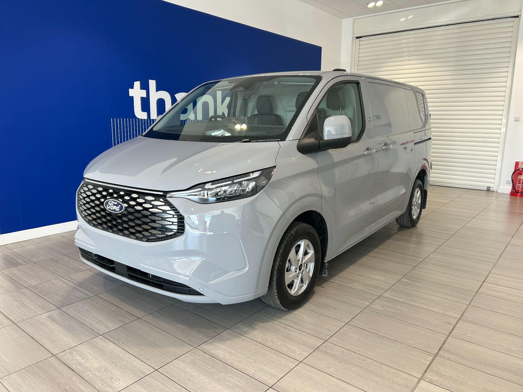 Ford E-Transit Custom Image 1