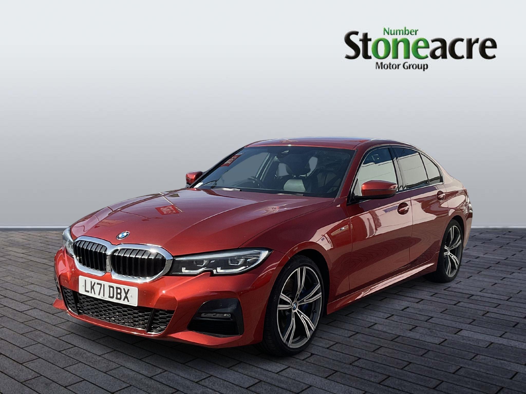 BMW 3 Series Image 3
