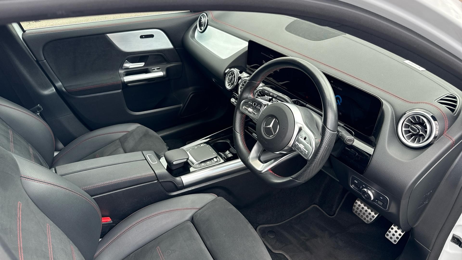 Mercedes-Benz EQA Image 4