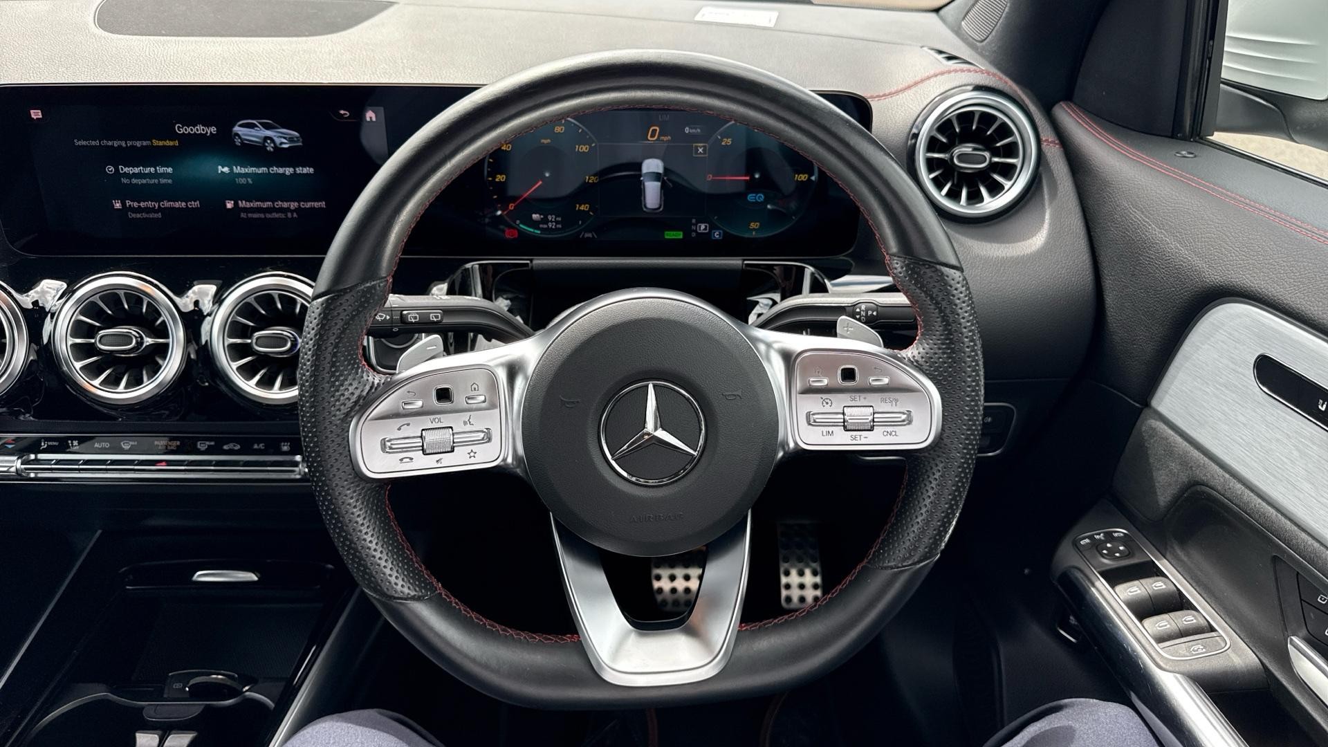 Mercedes-Benz EQA Image 10