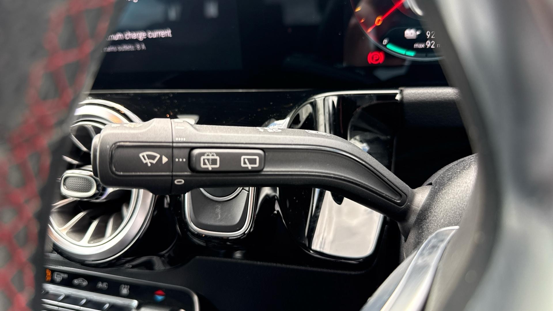 Mercedes-Benz EQA Image 18