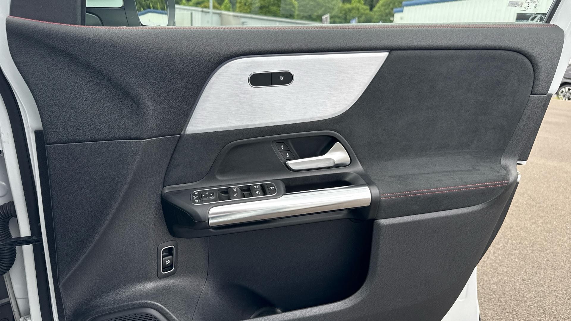 Mercedes-Benz EQA Image 26