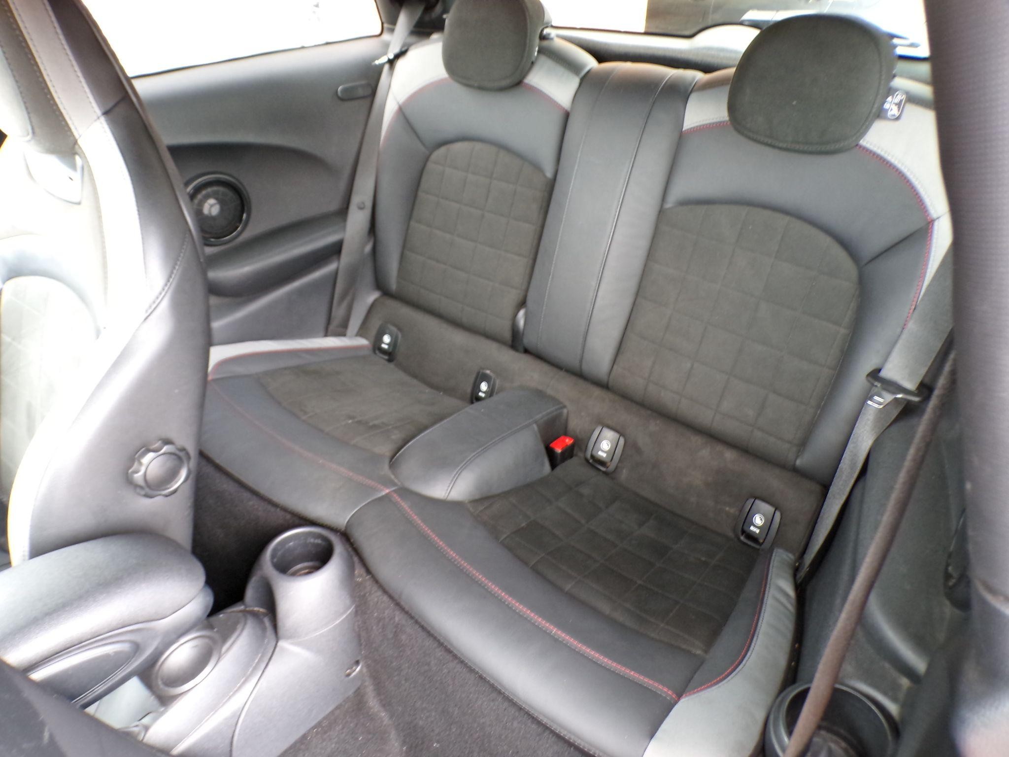 MINI Hatch Image 20