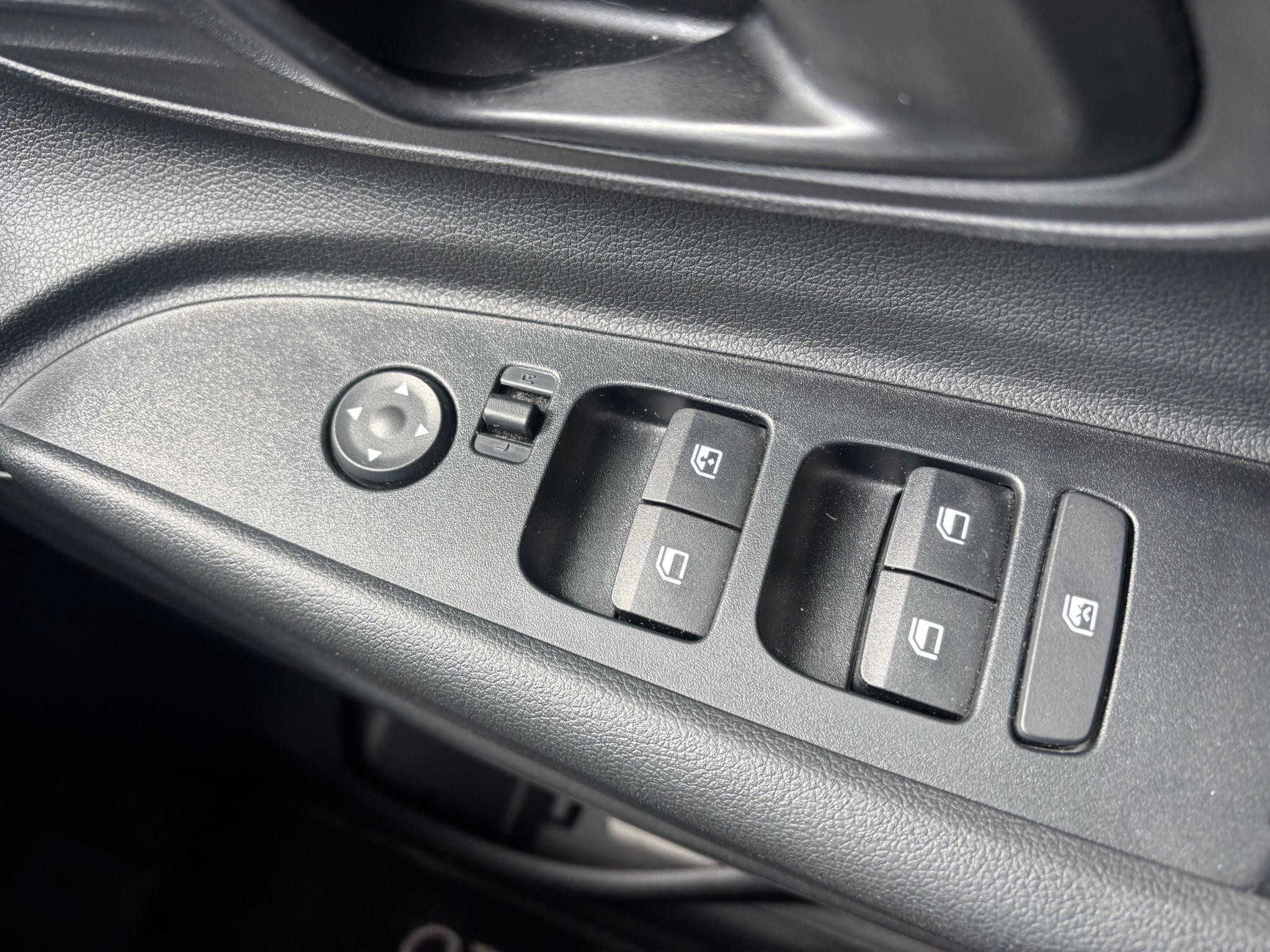 Hyundai i20 Image 28