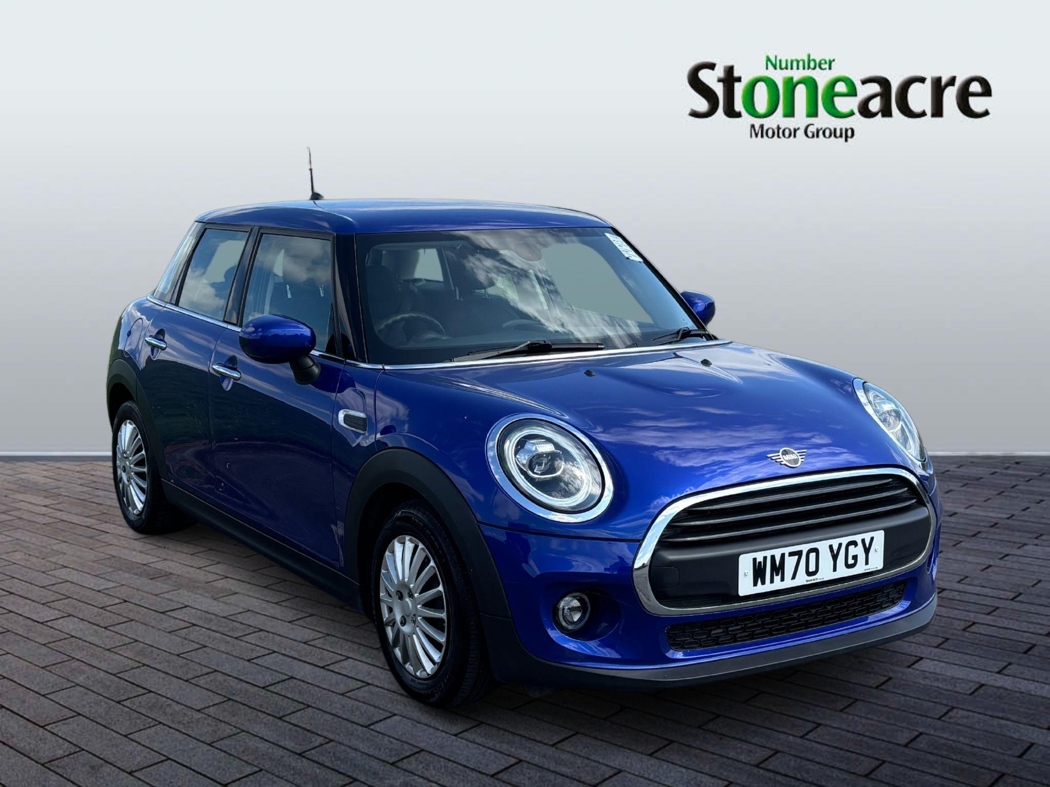MINI Hatch Image 1