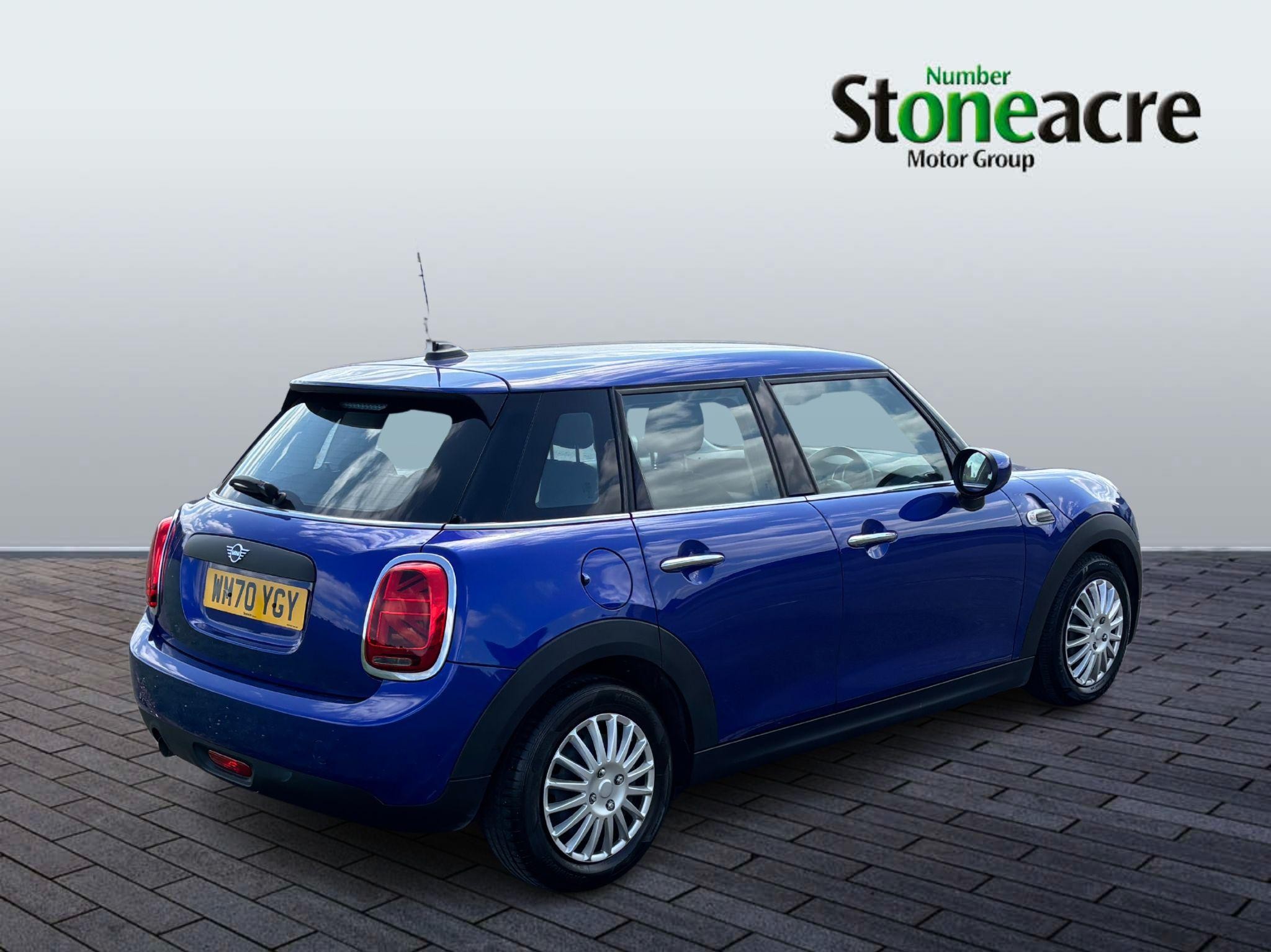 MINI Hatch Image 8