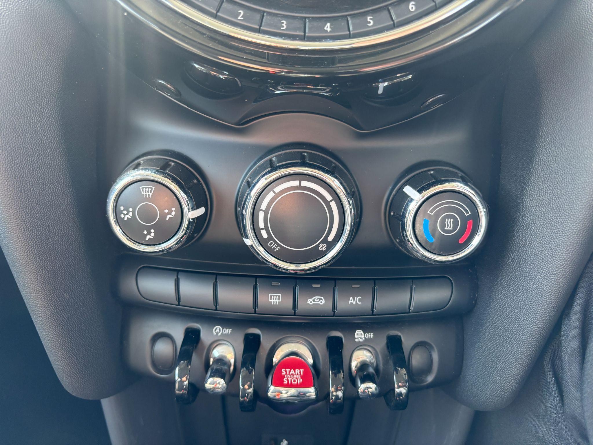 MINI Hatch Image 25