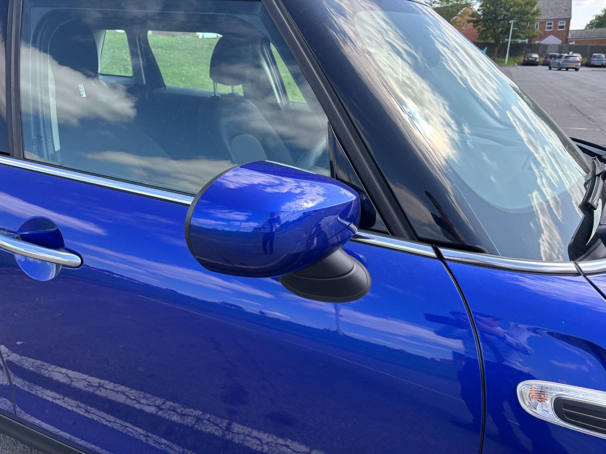 MINI Hatch Image 38