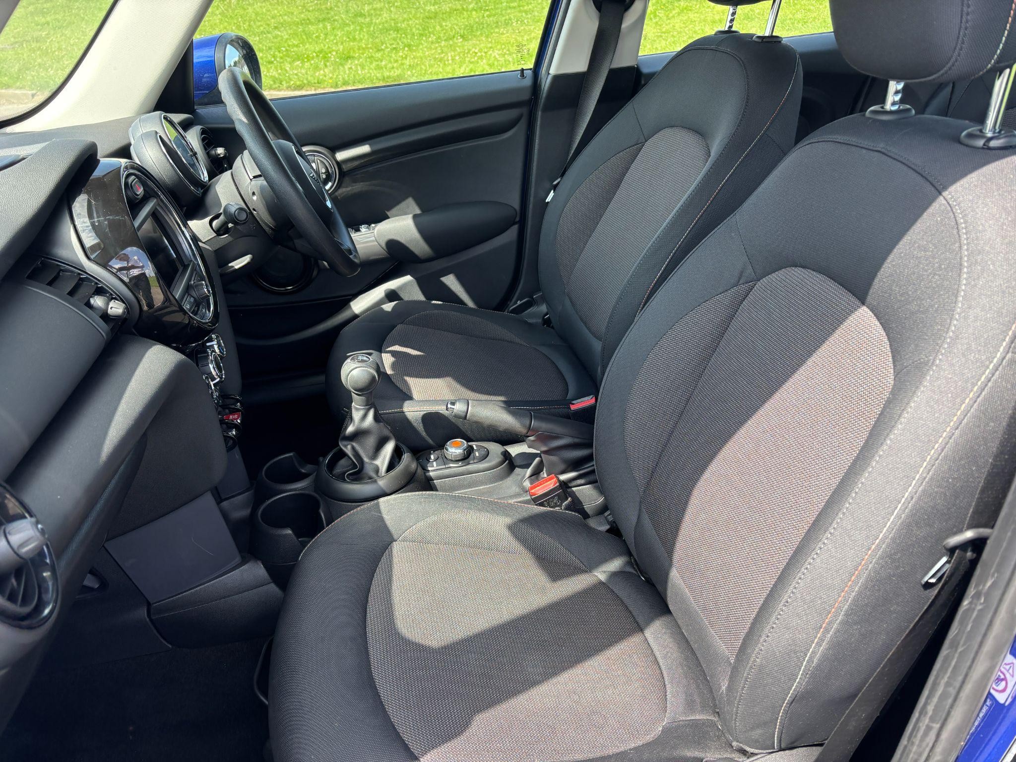 MINI Hatch Image 41