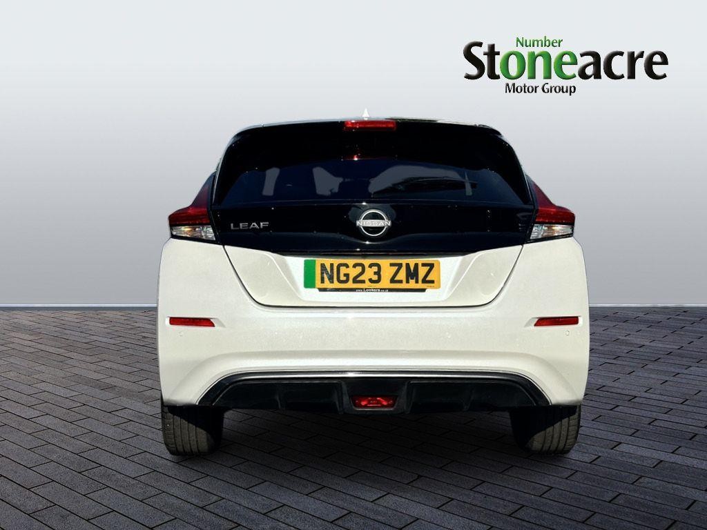 Nissan LEAF Image 4