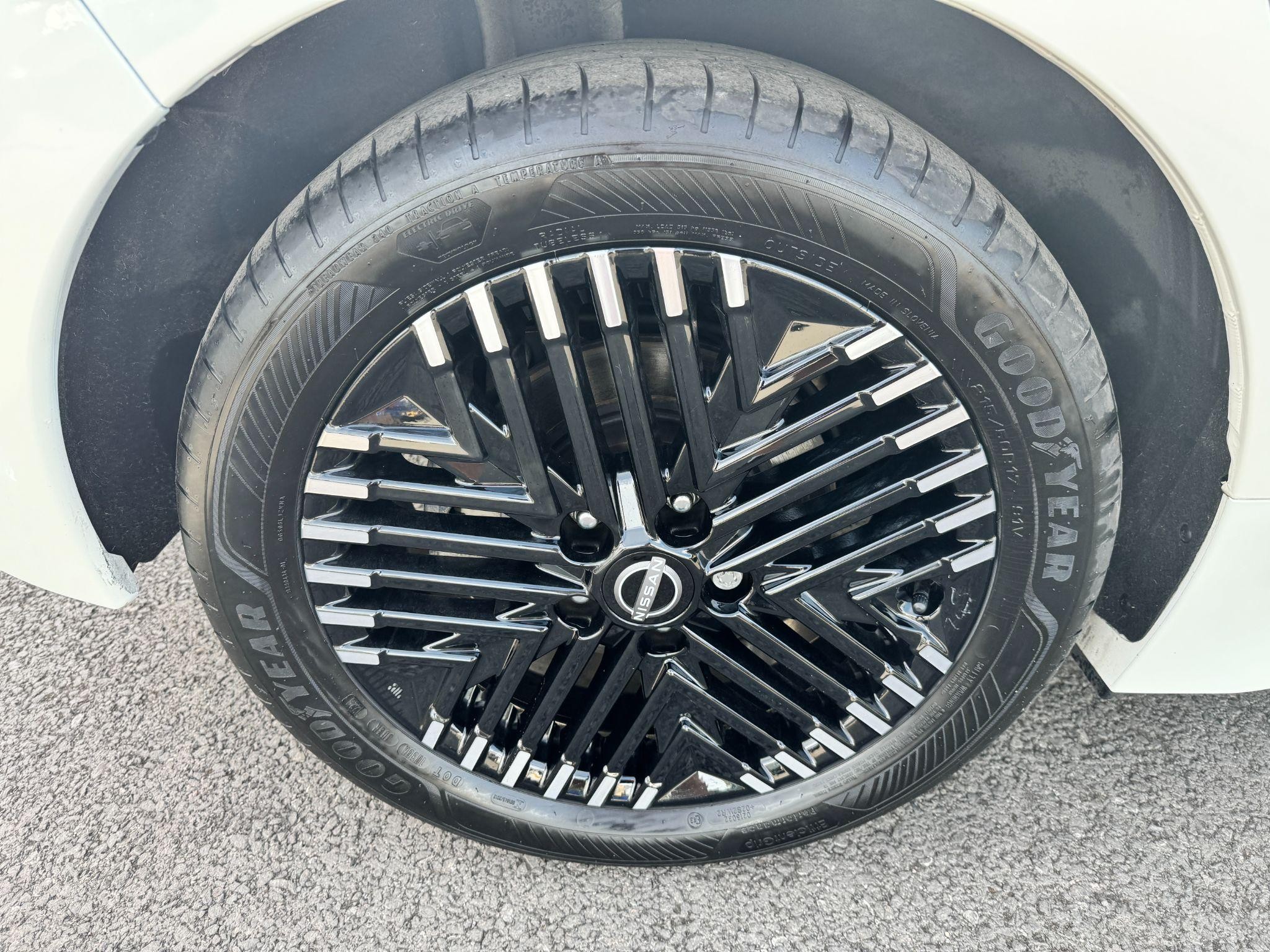 Nissan LEAF Image 9