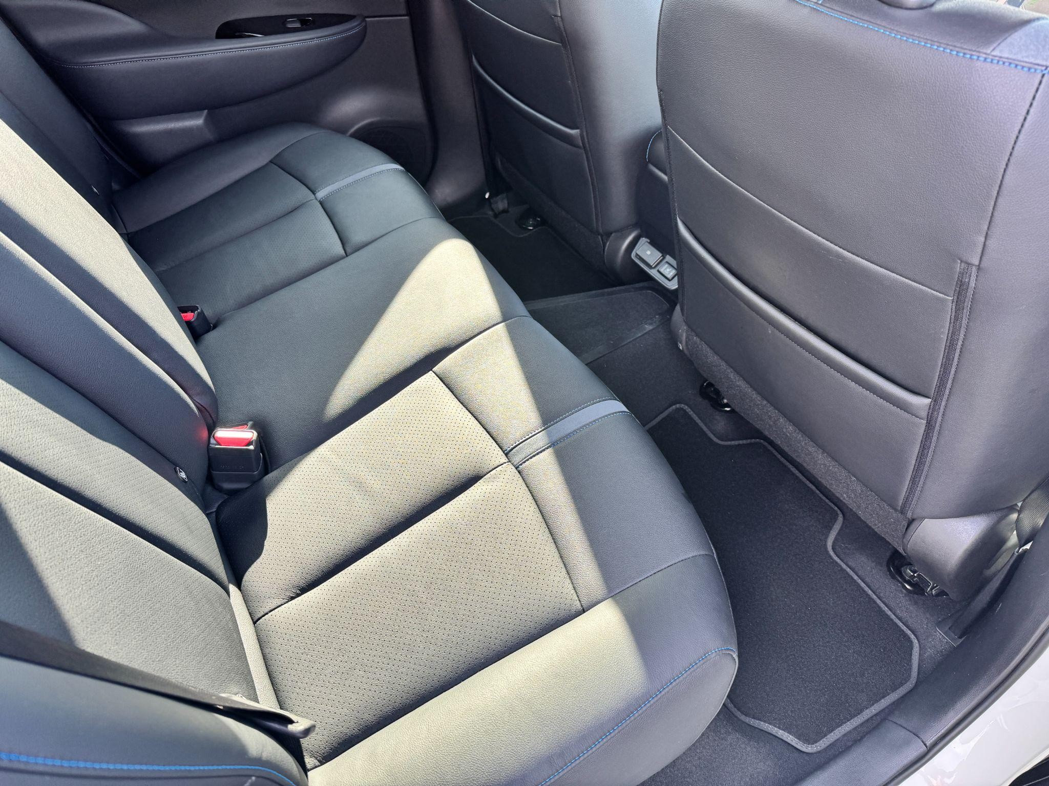 Nissan LEAF Image 12